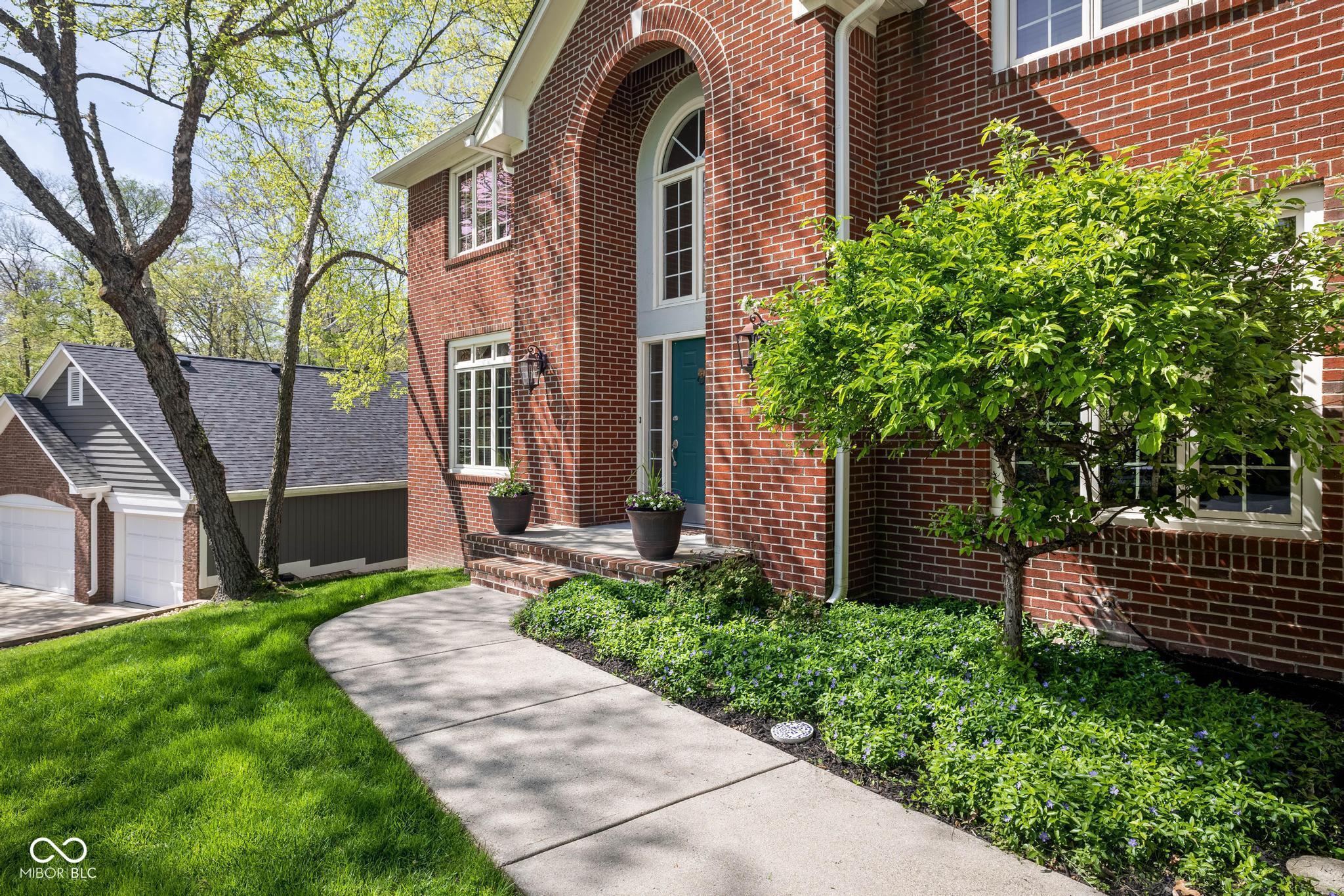 9838 Gulfstream Court