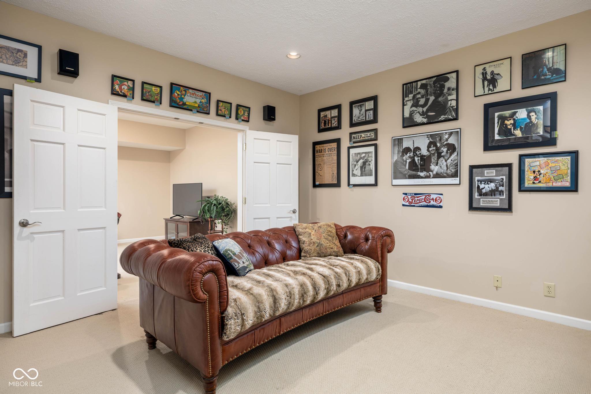 9838 Gulfstream Court
