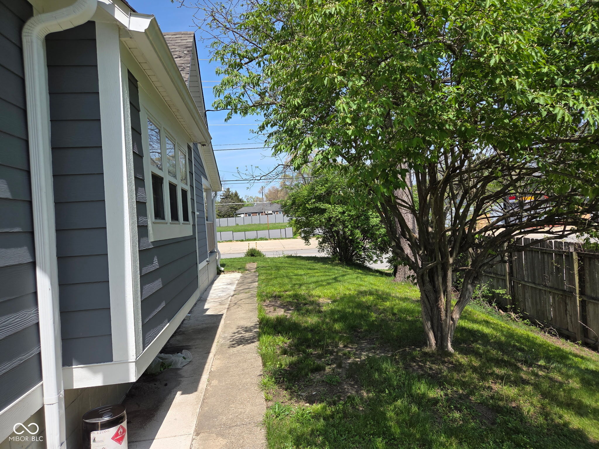 2819 W 16th Street