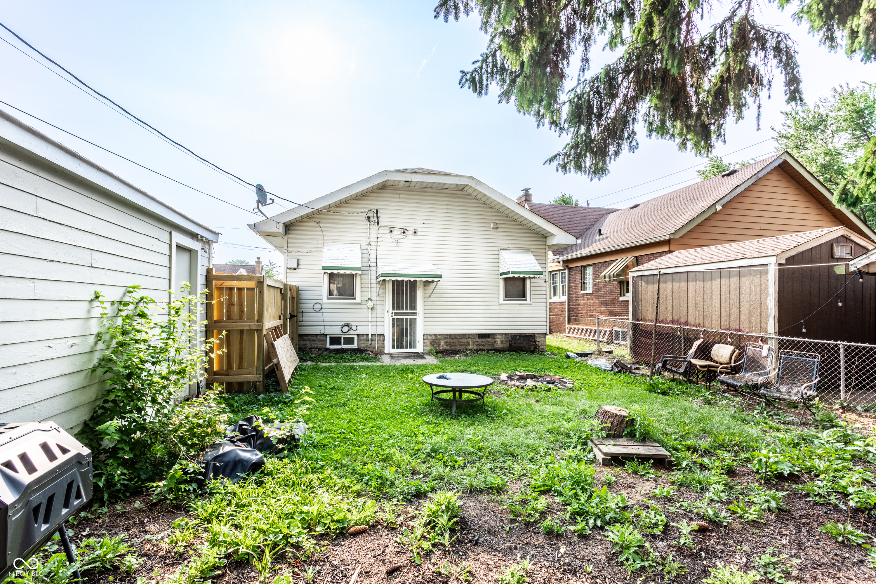 1030 N Butler Avenue