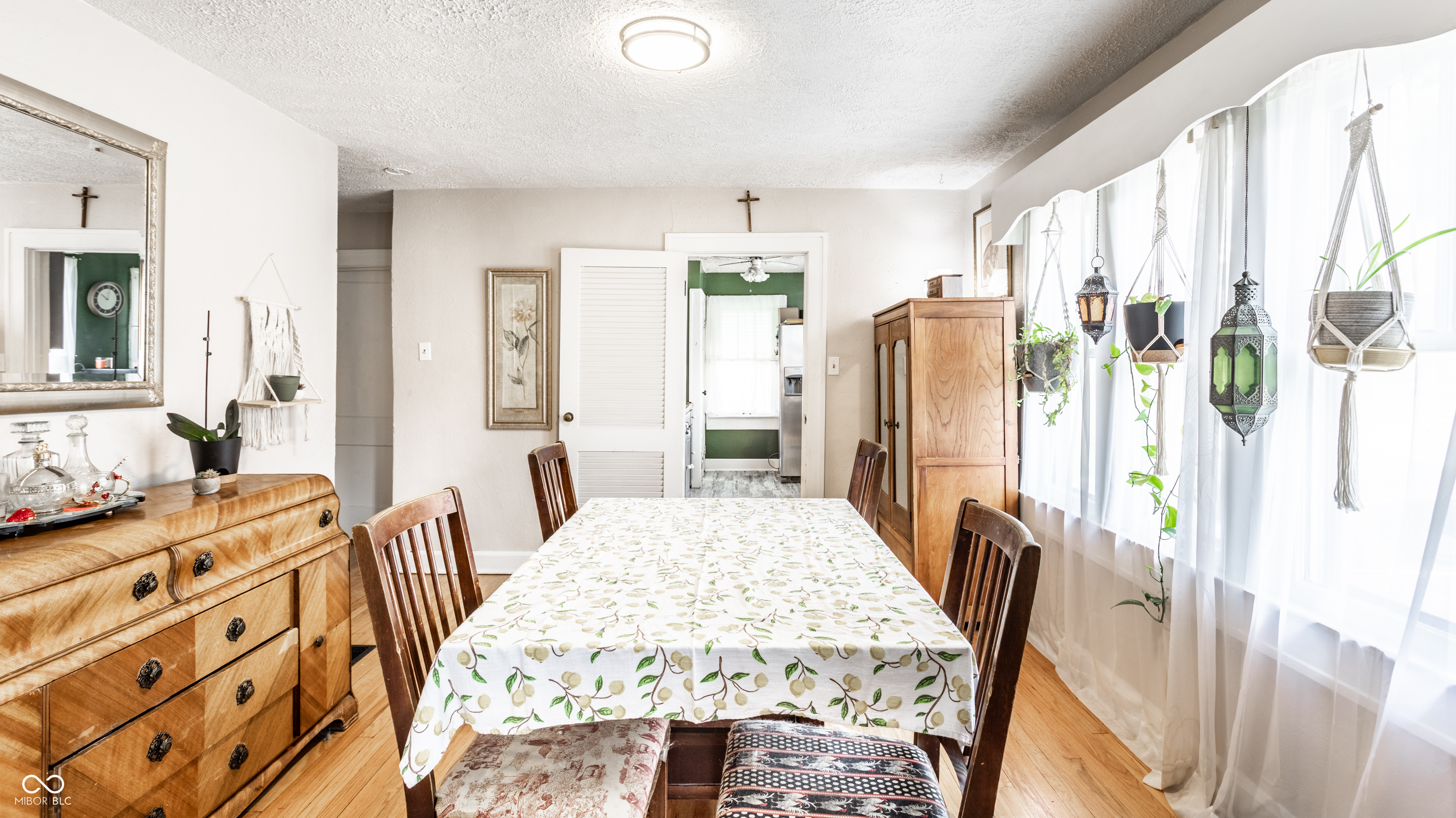 1030 N Butler Avenue