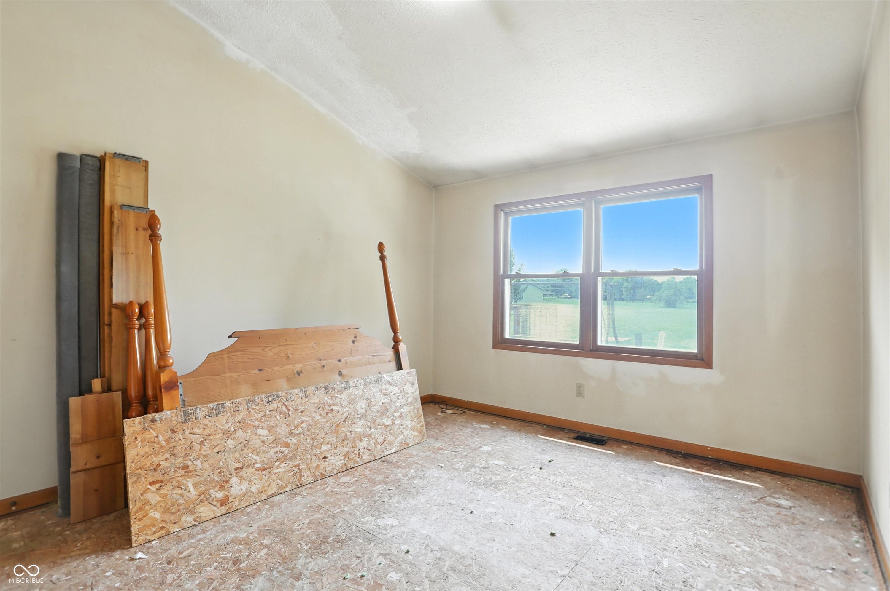 8163 N Frontage Road