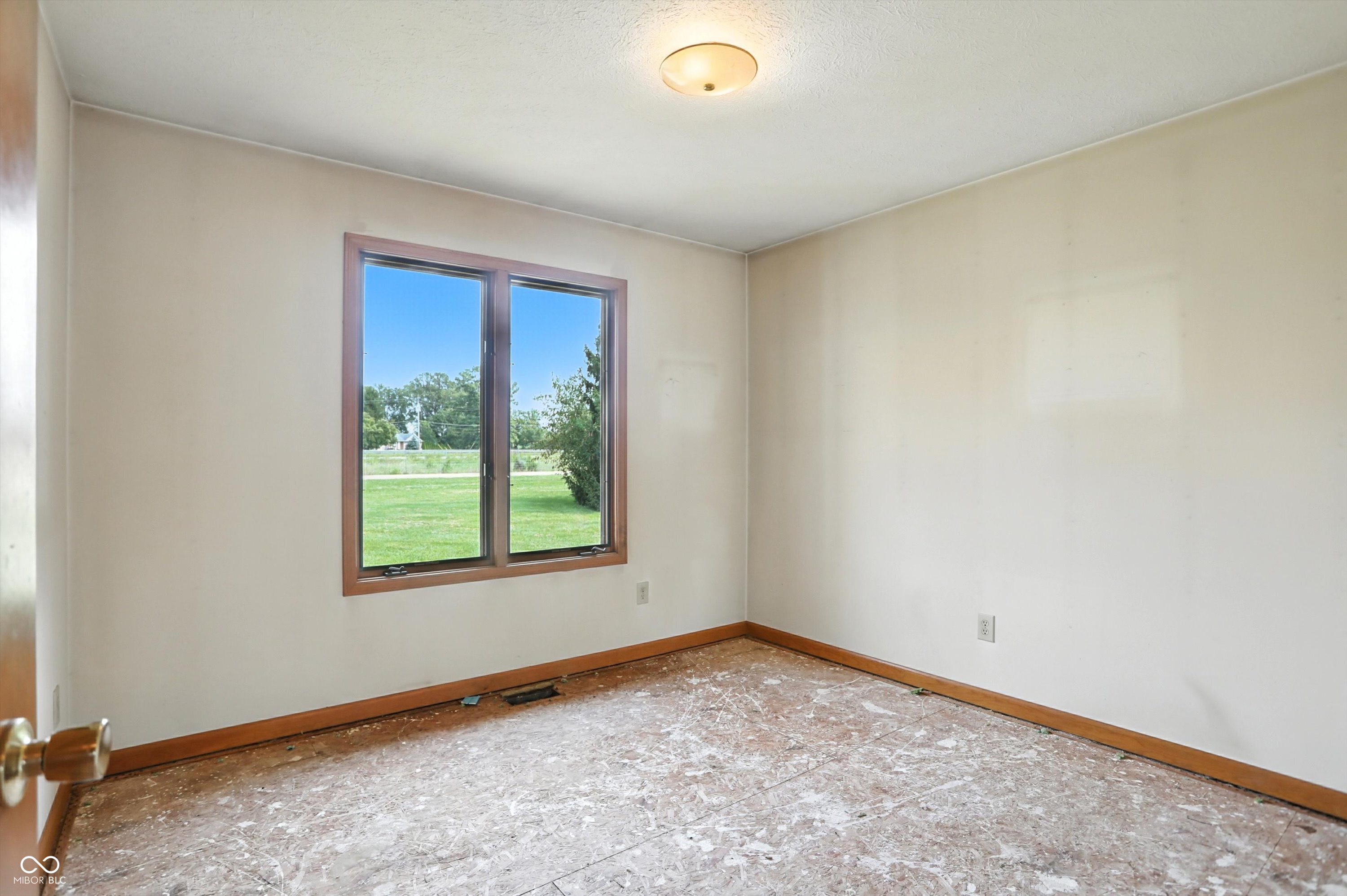 8163 N Frontage Road