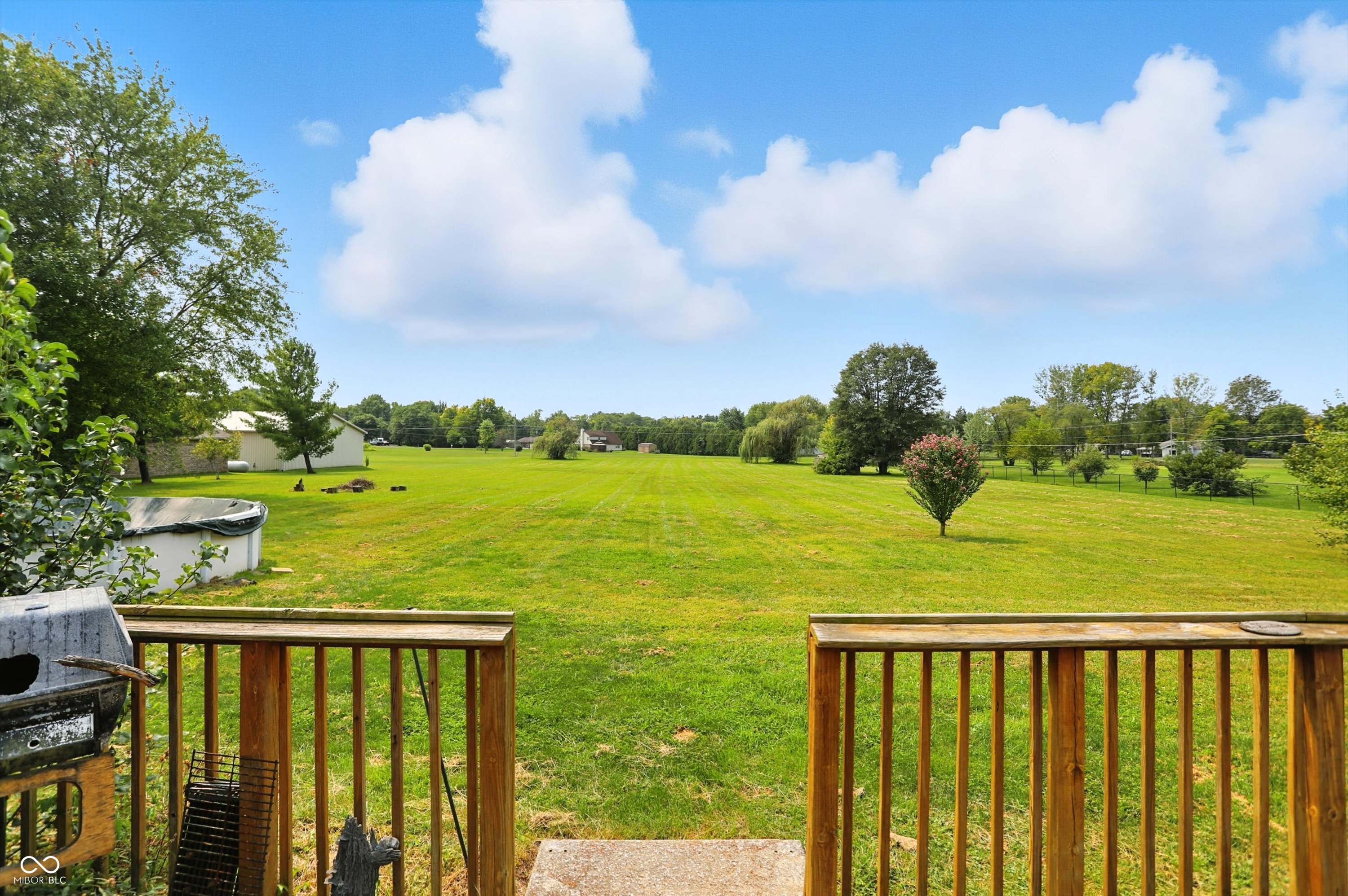 8163 N Frontage Road