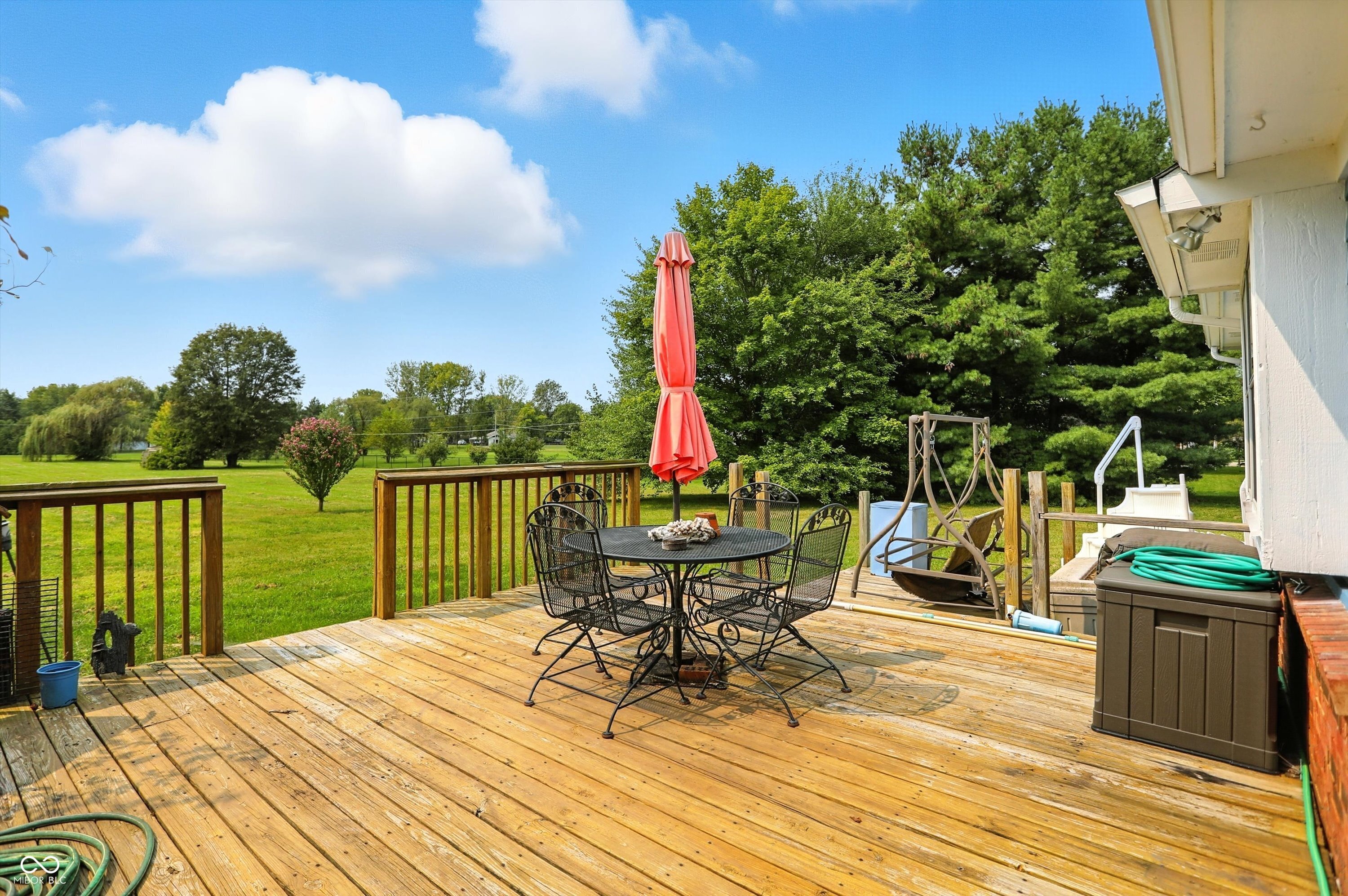 8163 N Frontage Road