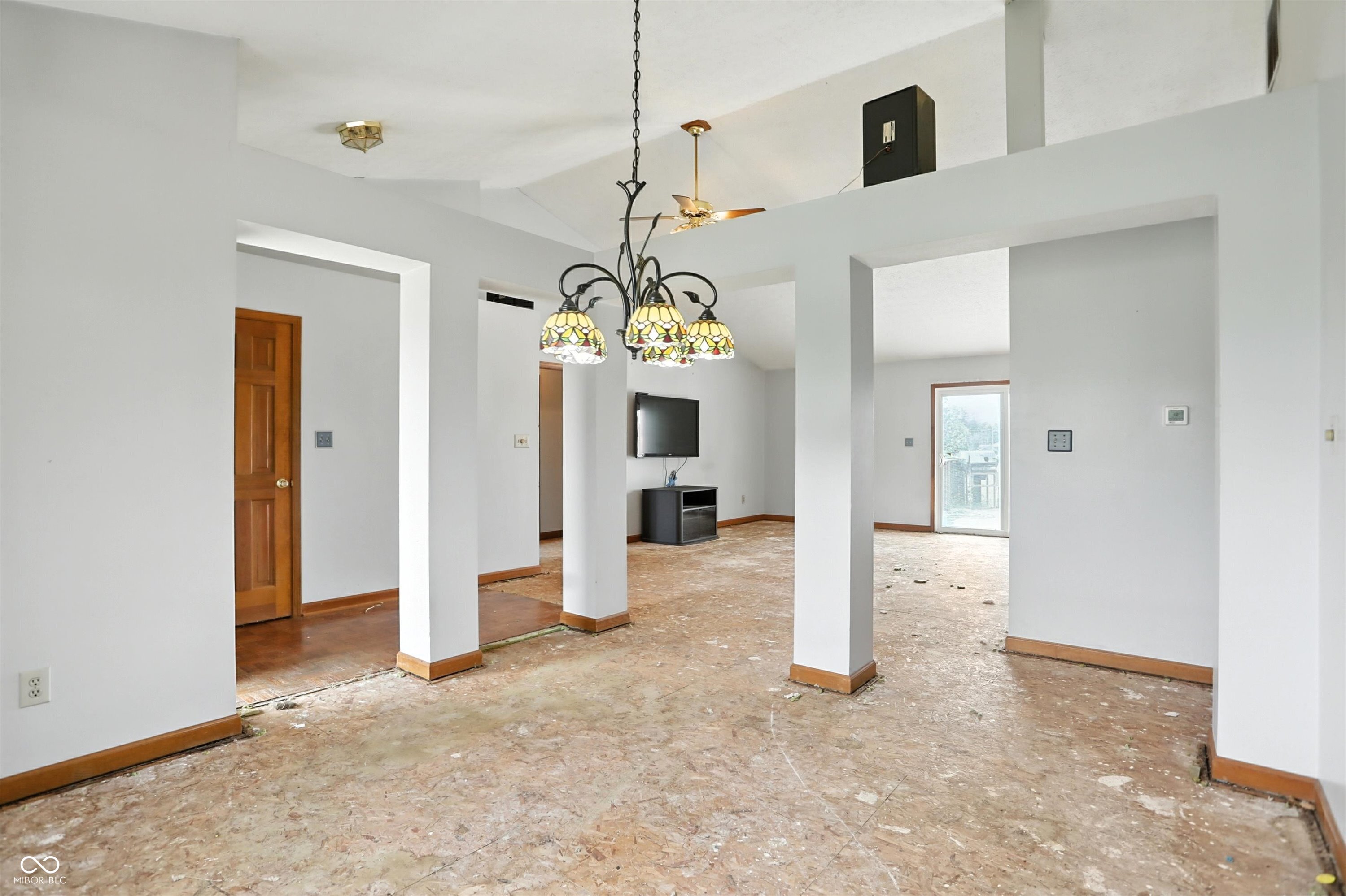 8163 N Frontage Road