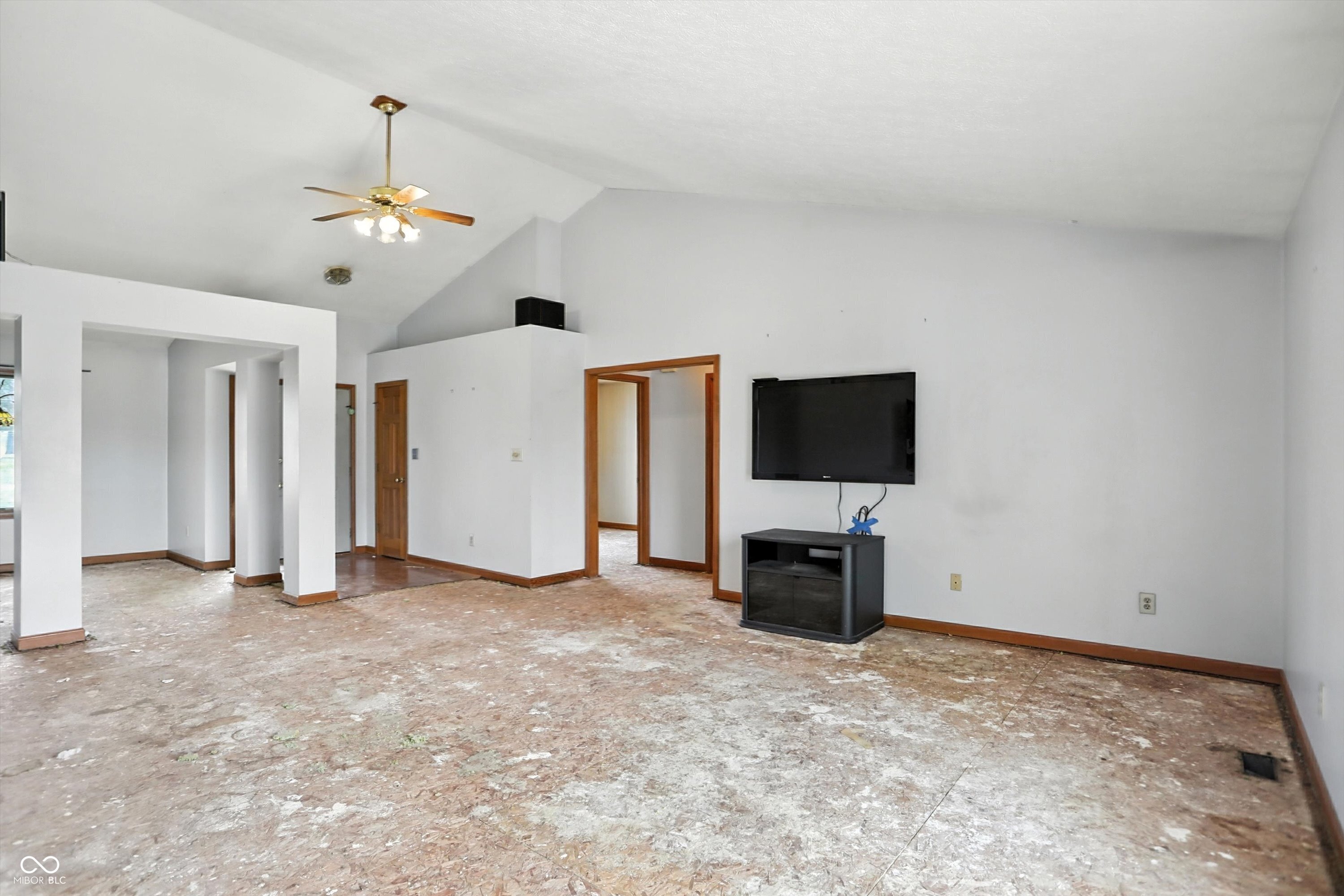 8163 N Frontage Road