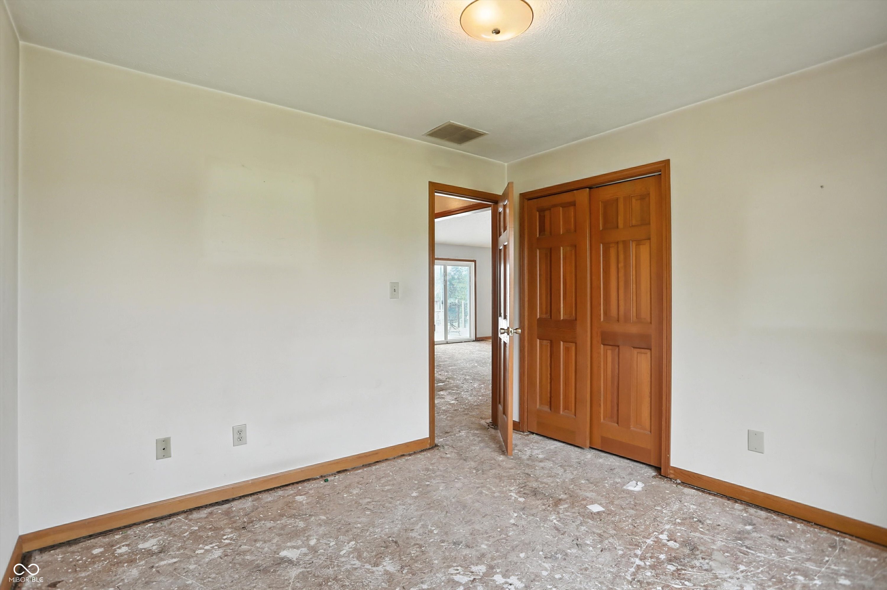 8163 N Frontage Road