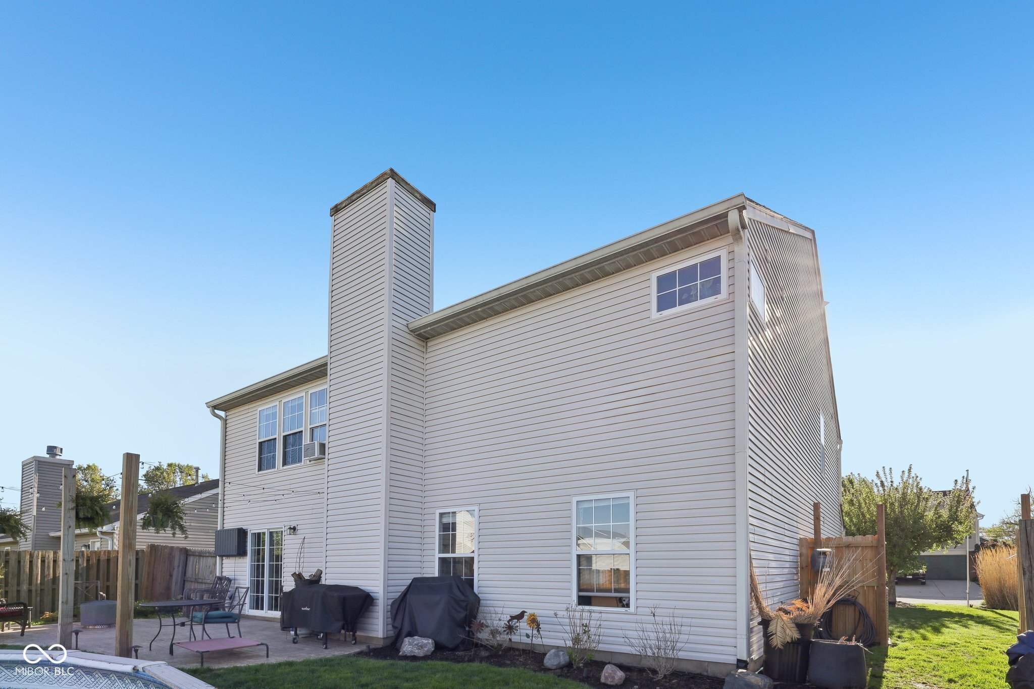 2116 Crimson Lane