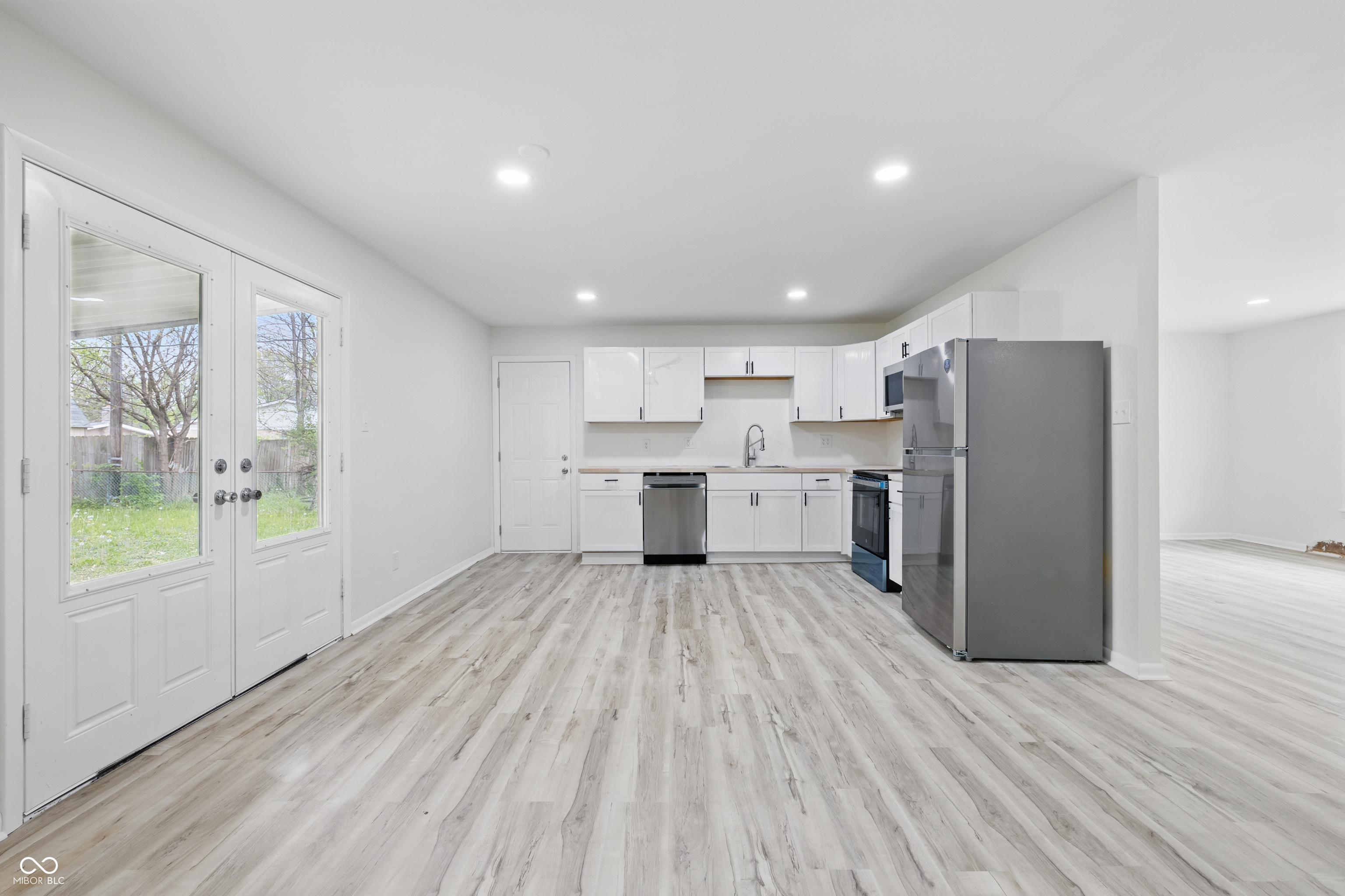 1116 Heatherwood Drive