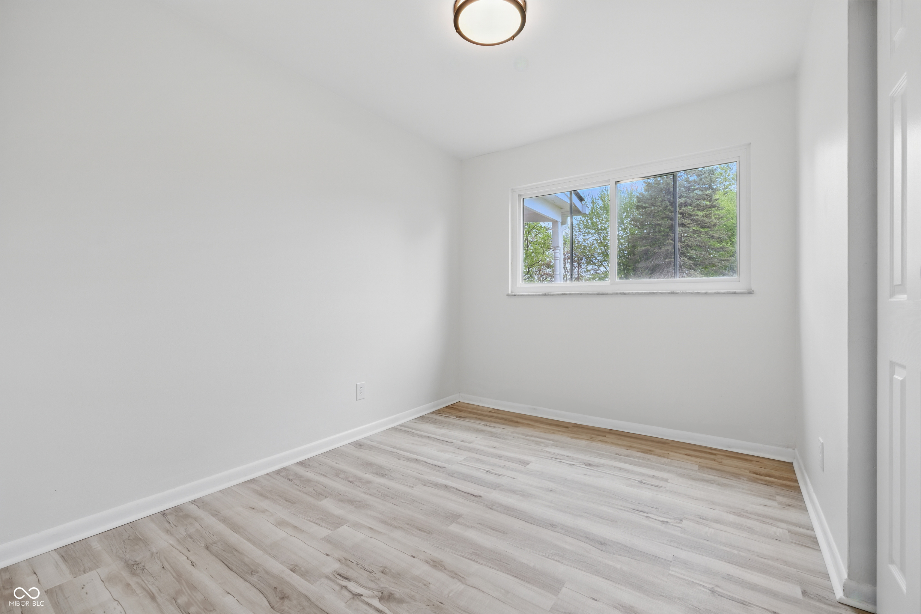 1116 Heatherwood Drive