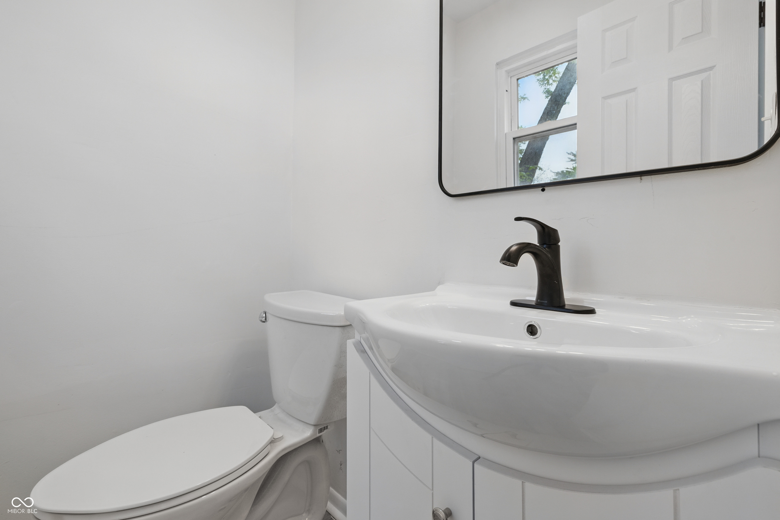 1116 Heatherwood Drive