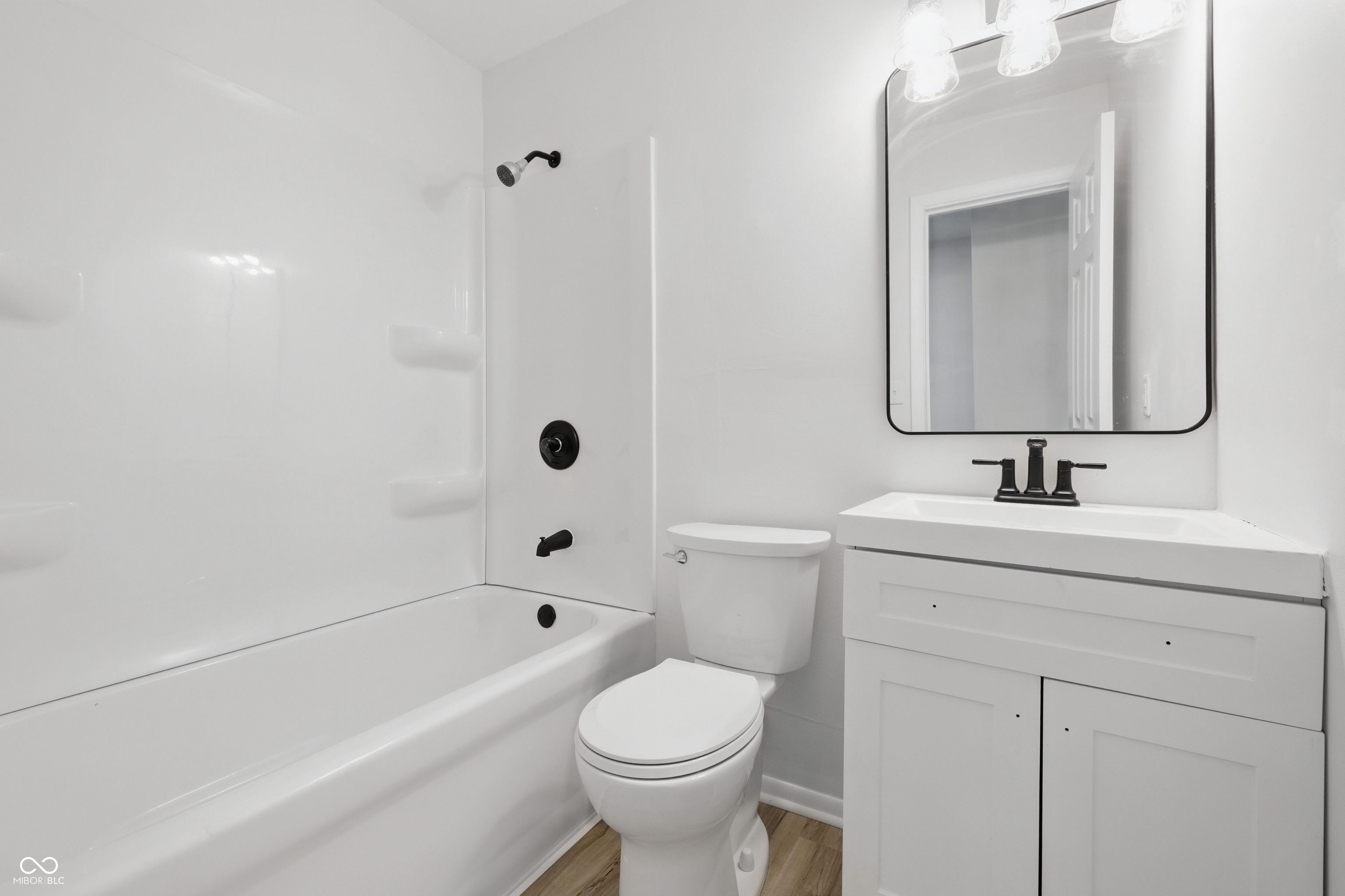 1116 Heatherwood Drive