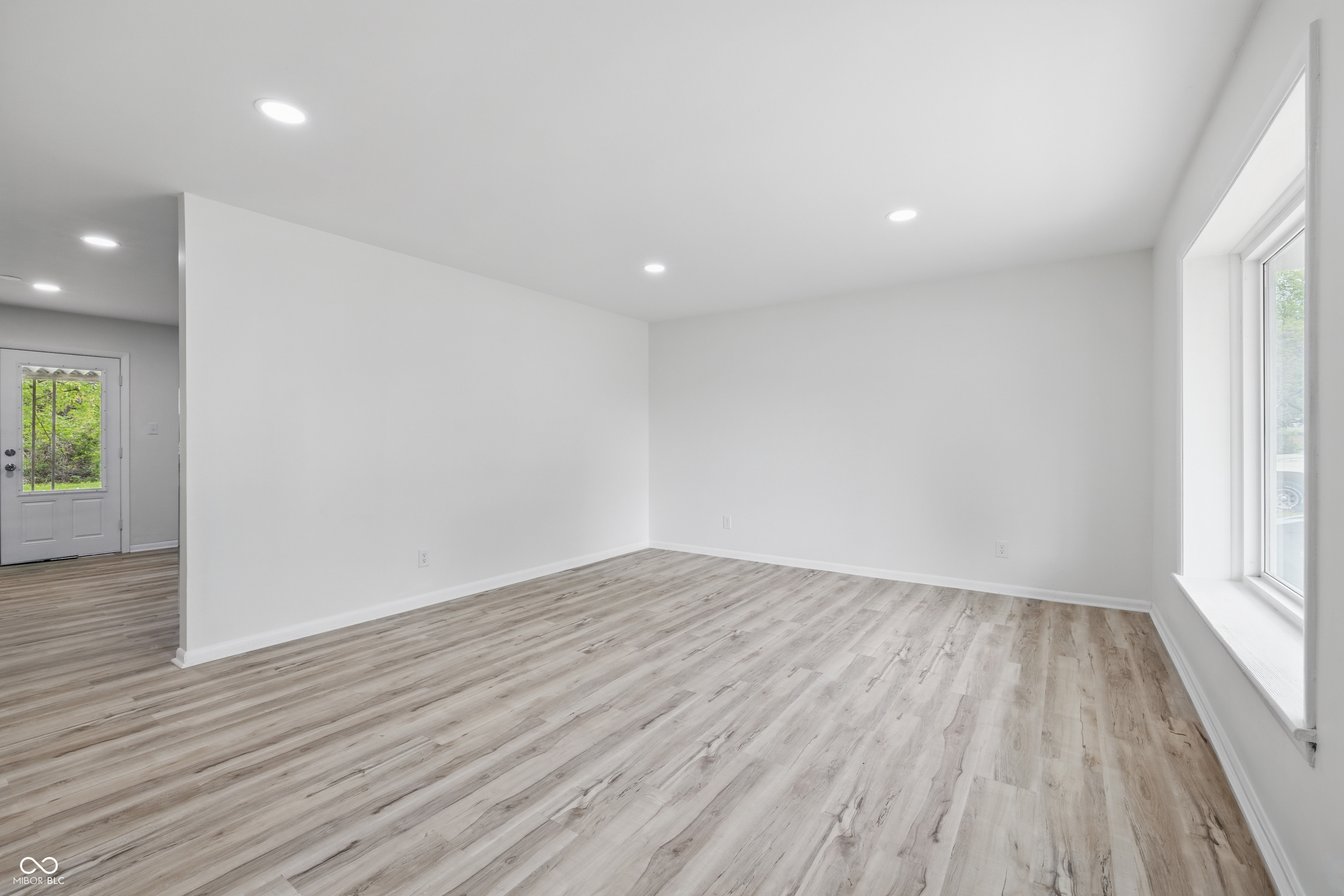 1116 Heatherwood Drive