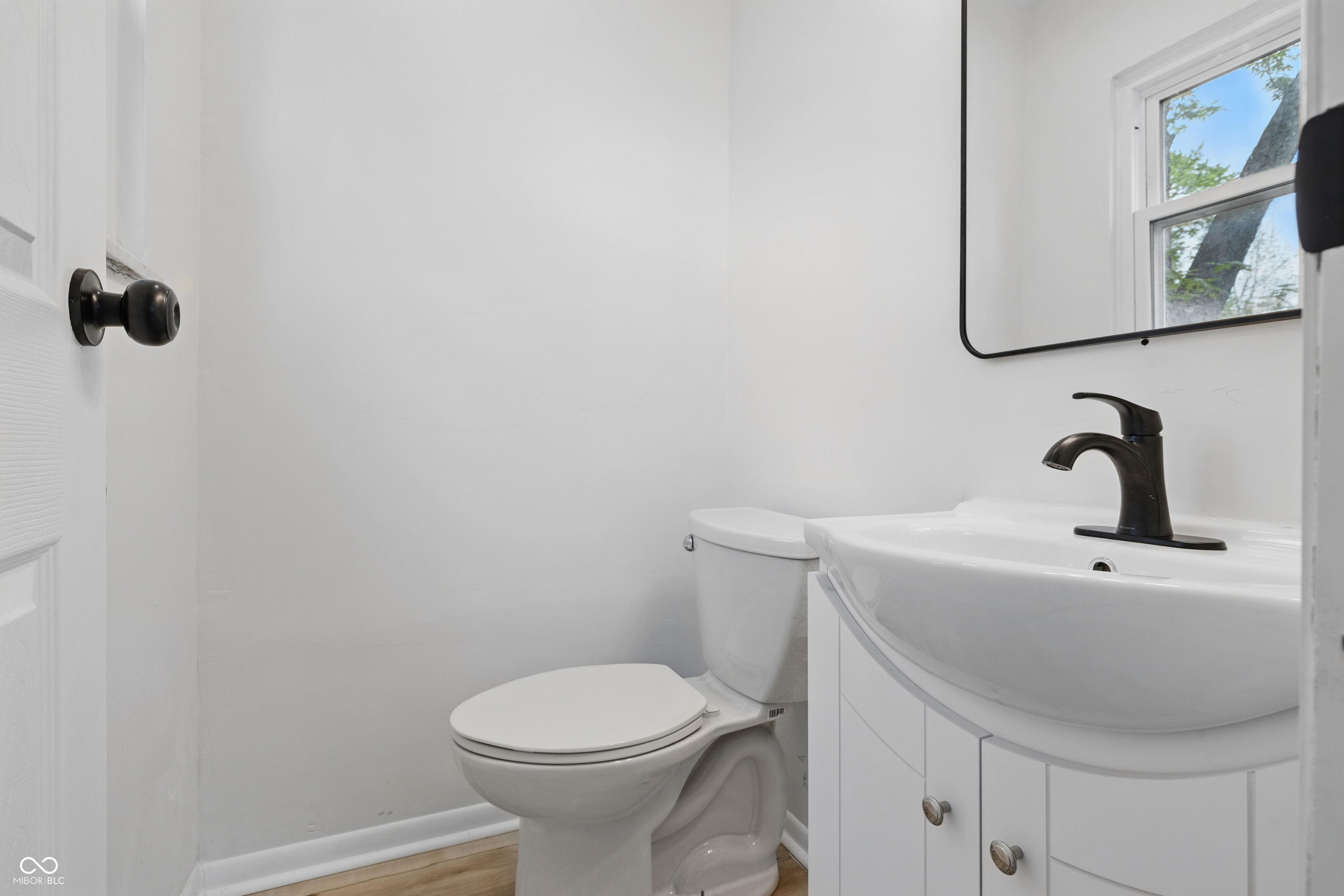 1116 Heatherwood Drive