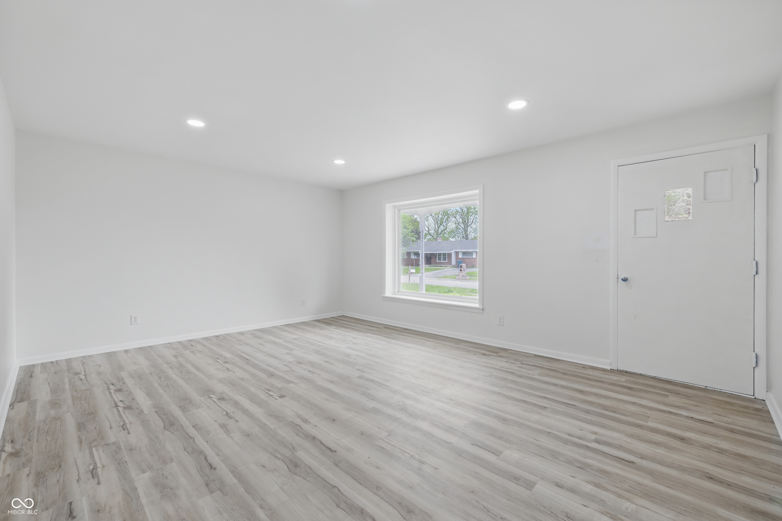 1116 Heatherwood Drive