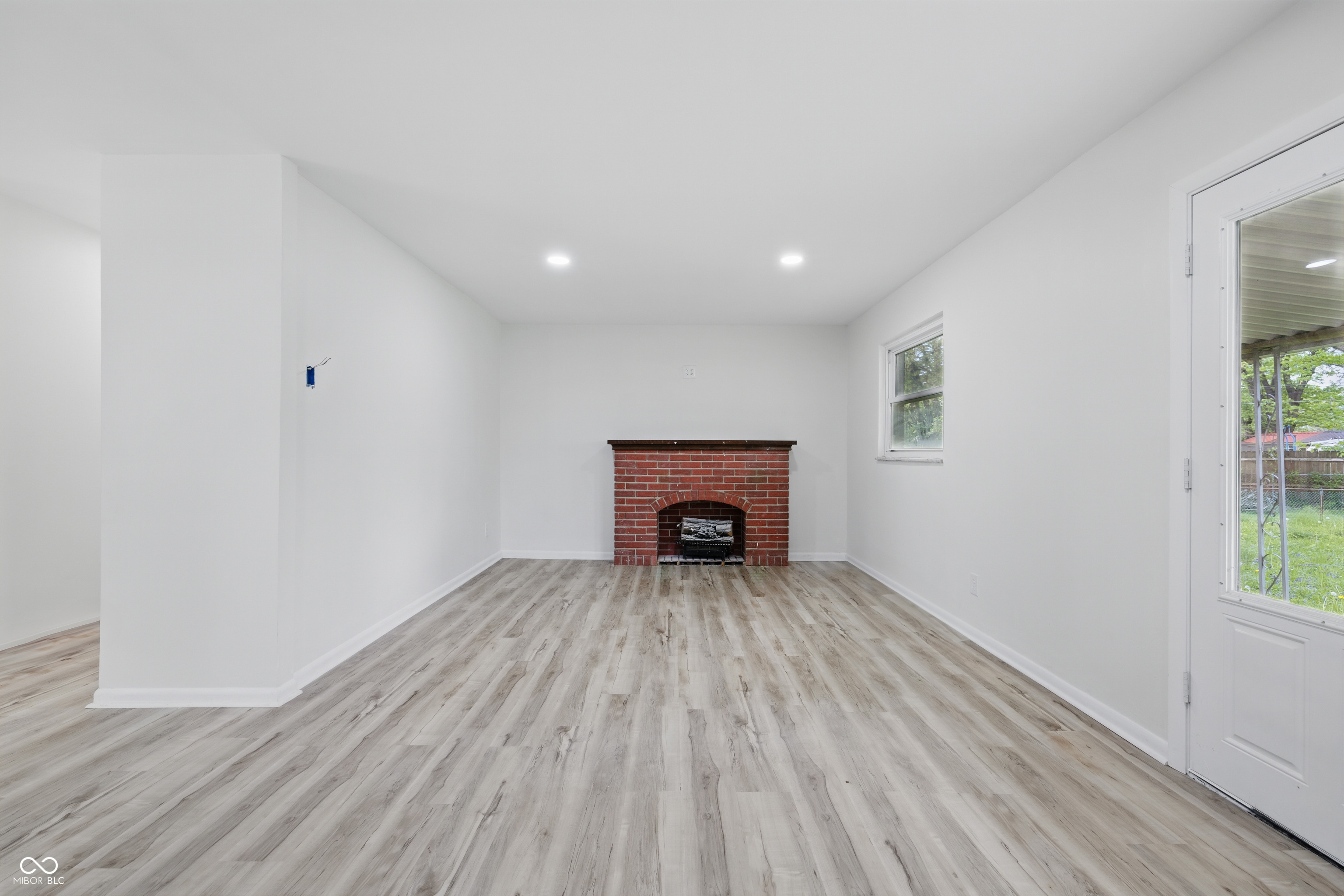 1116 Heatherwood Drive