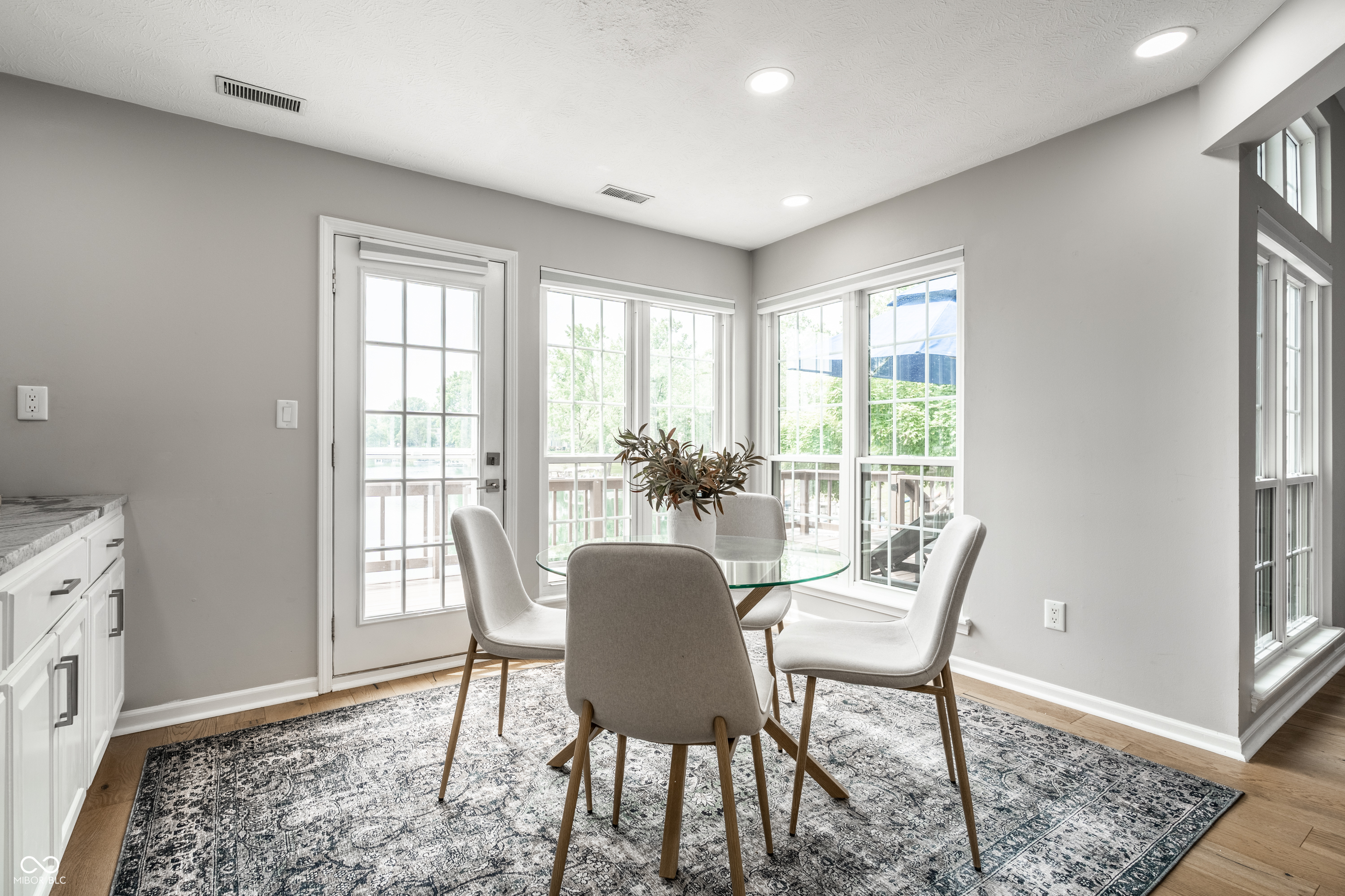 2823 Somerset Bay