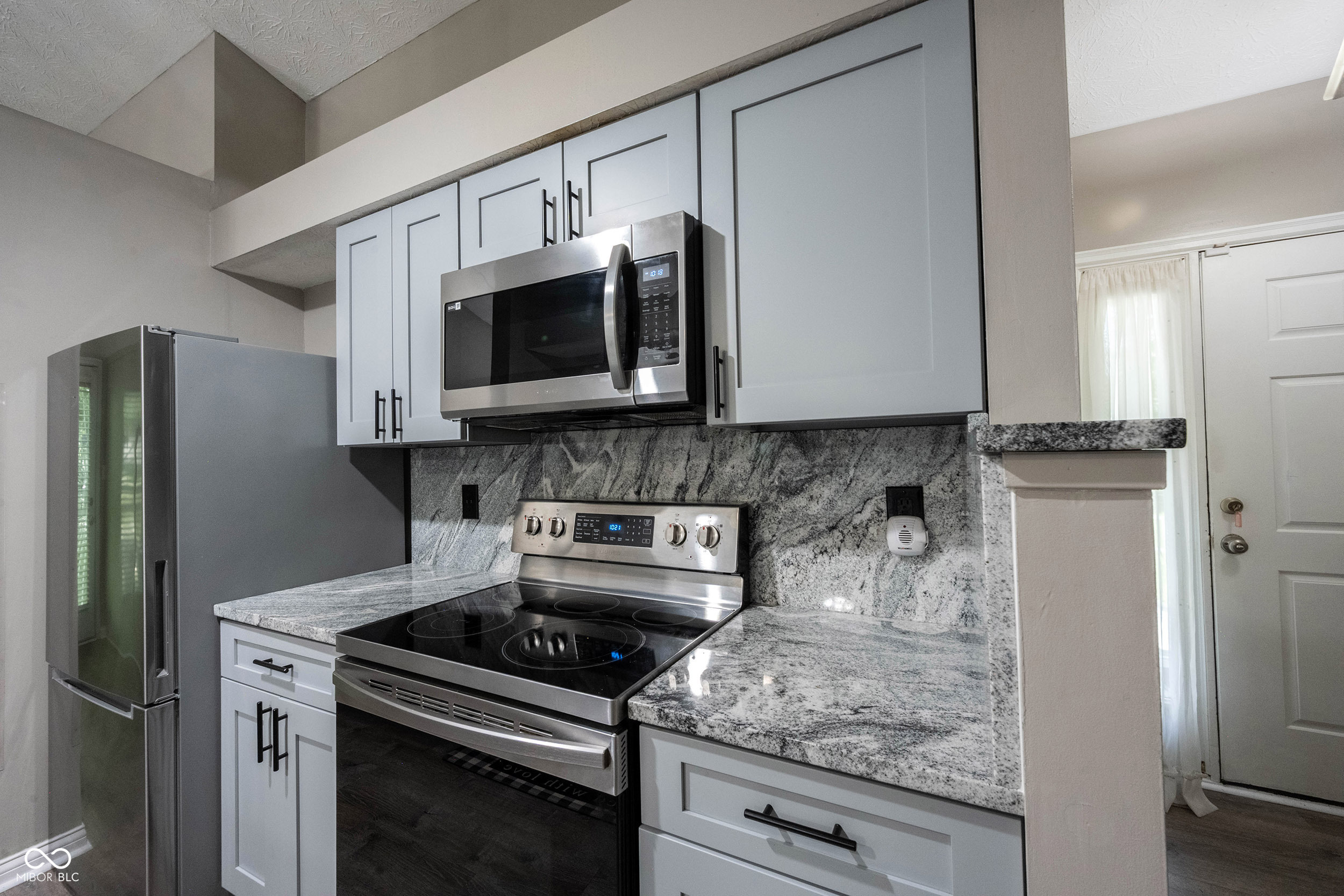 8066 Cardinal cove Drive E