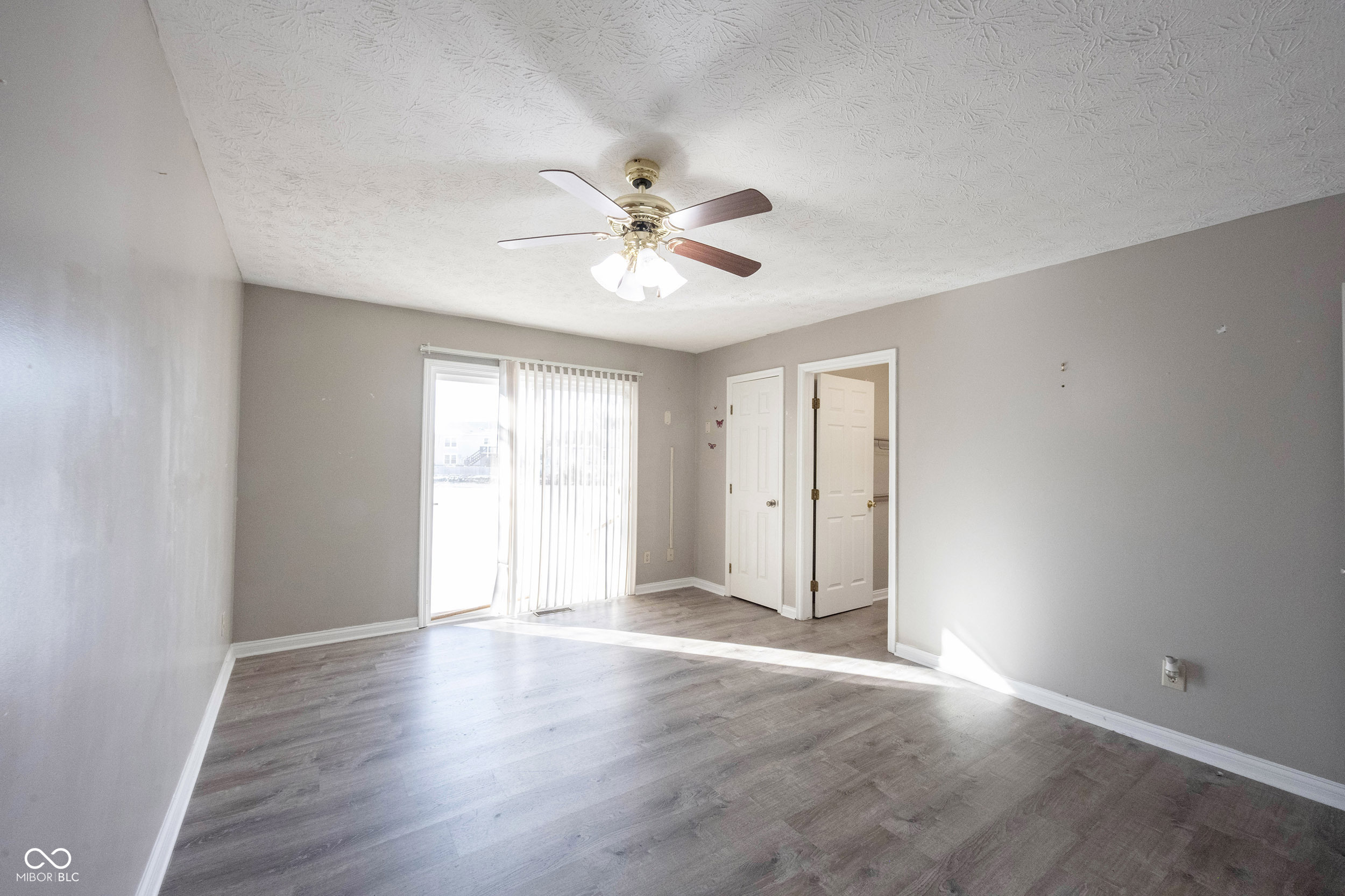 8066 Cardinal cove Drive E