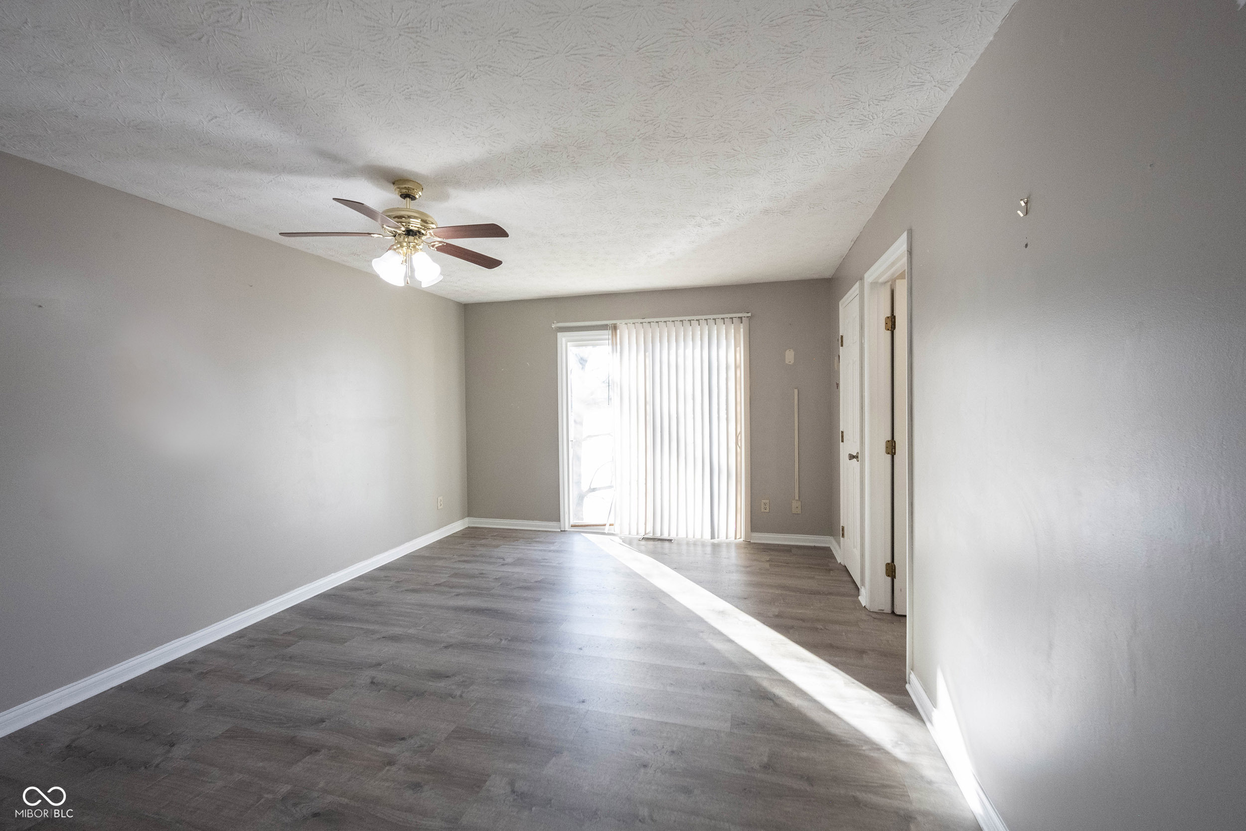 8066 Cardinal cove Drive E