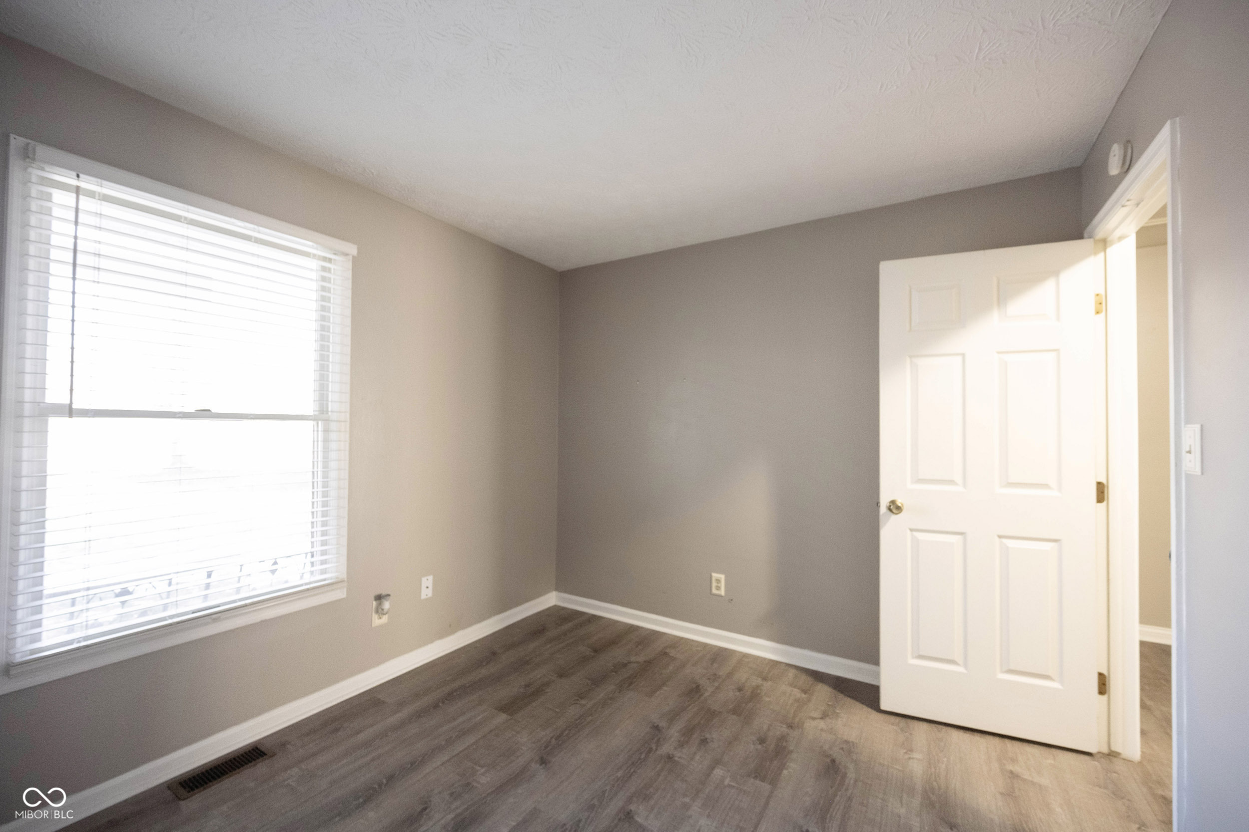 8066 Cardinal cove Drive E