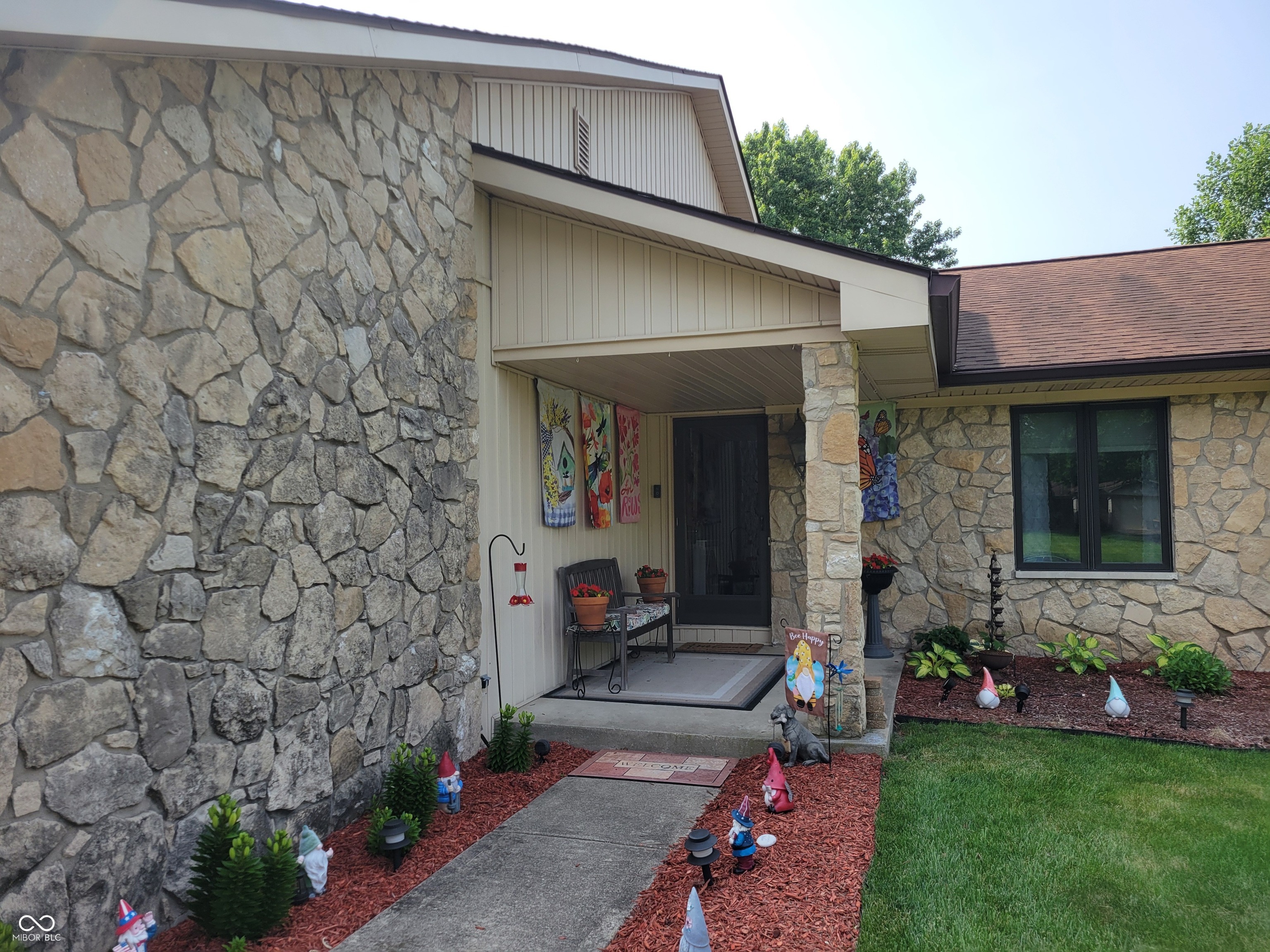 8111 Timberwood Drive