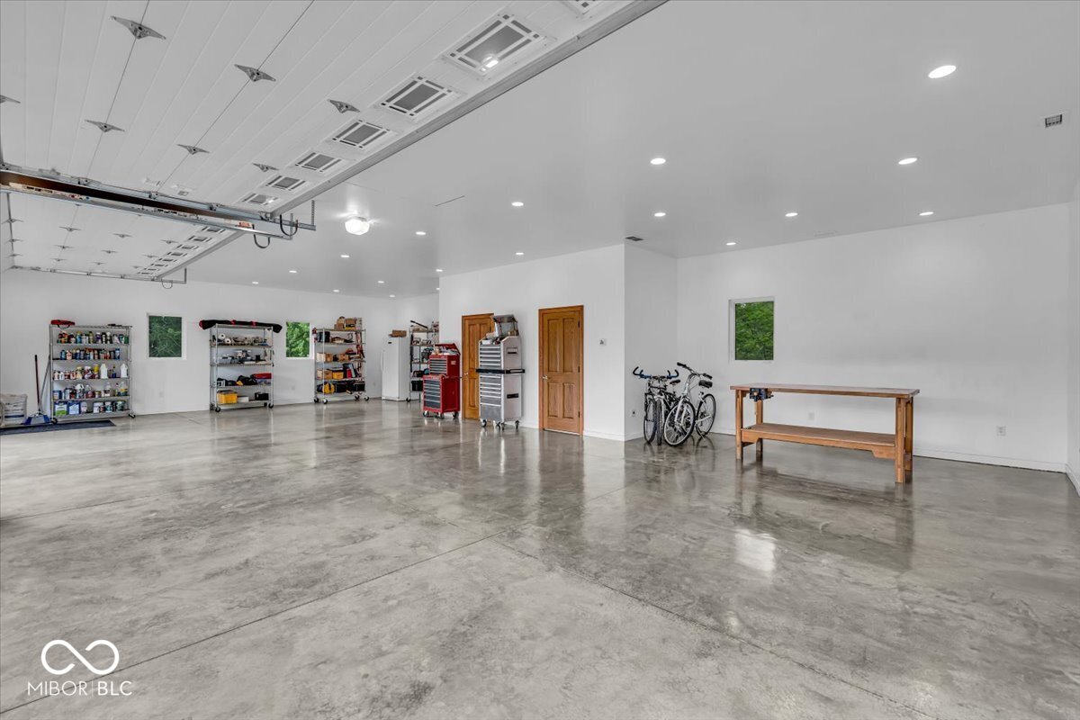 6465 Lawrence Drive