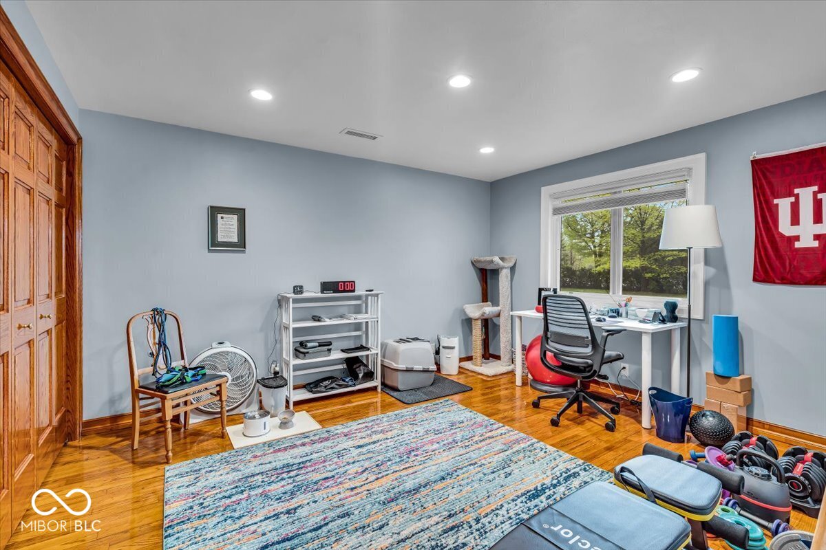 6465 Lawrence Drive