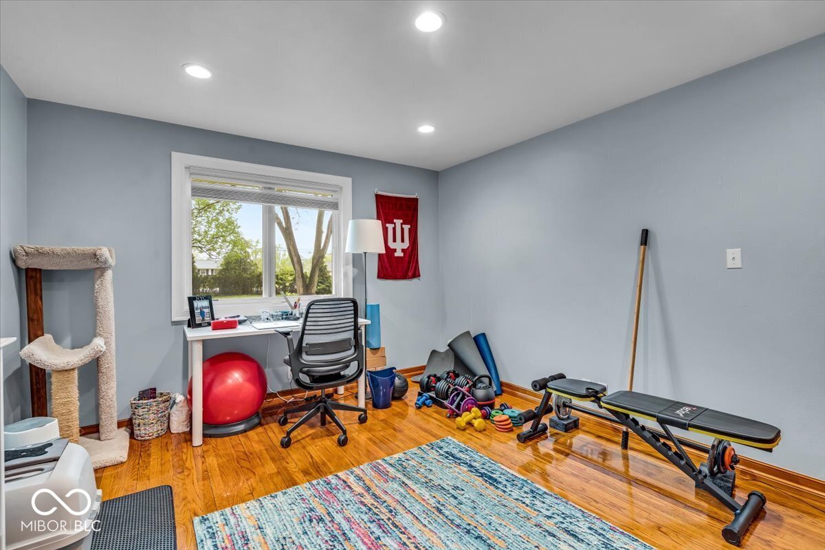 6465 Lawrence Drive