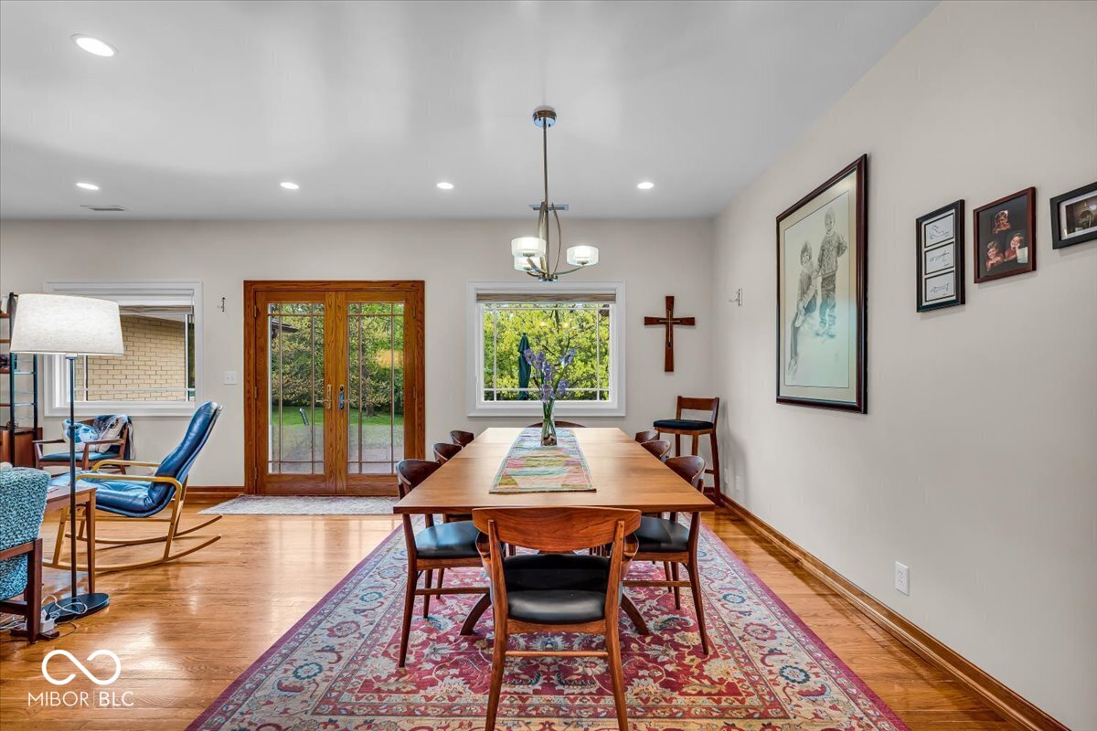 6465 Lawrence Drive