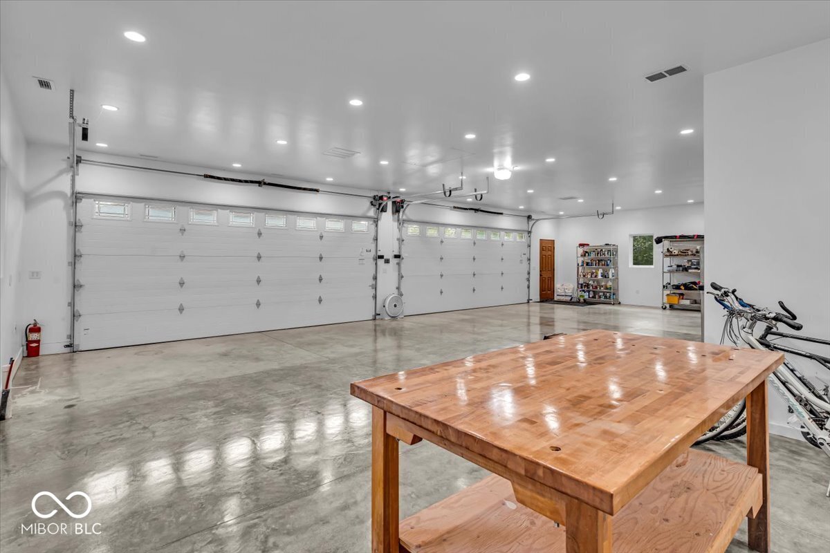 6465 Lawrence Drive