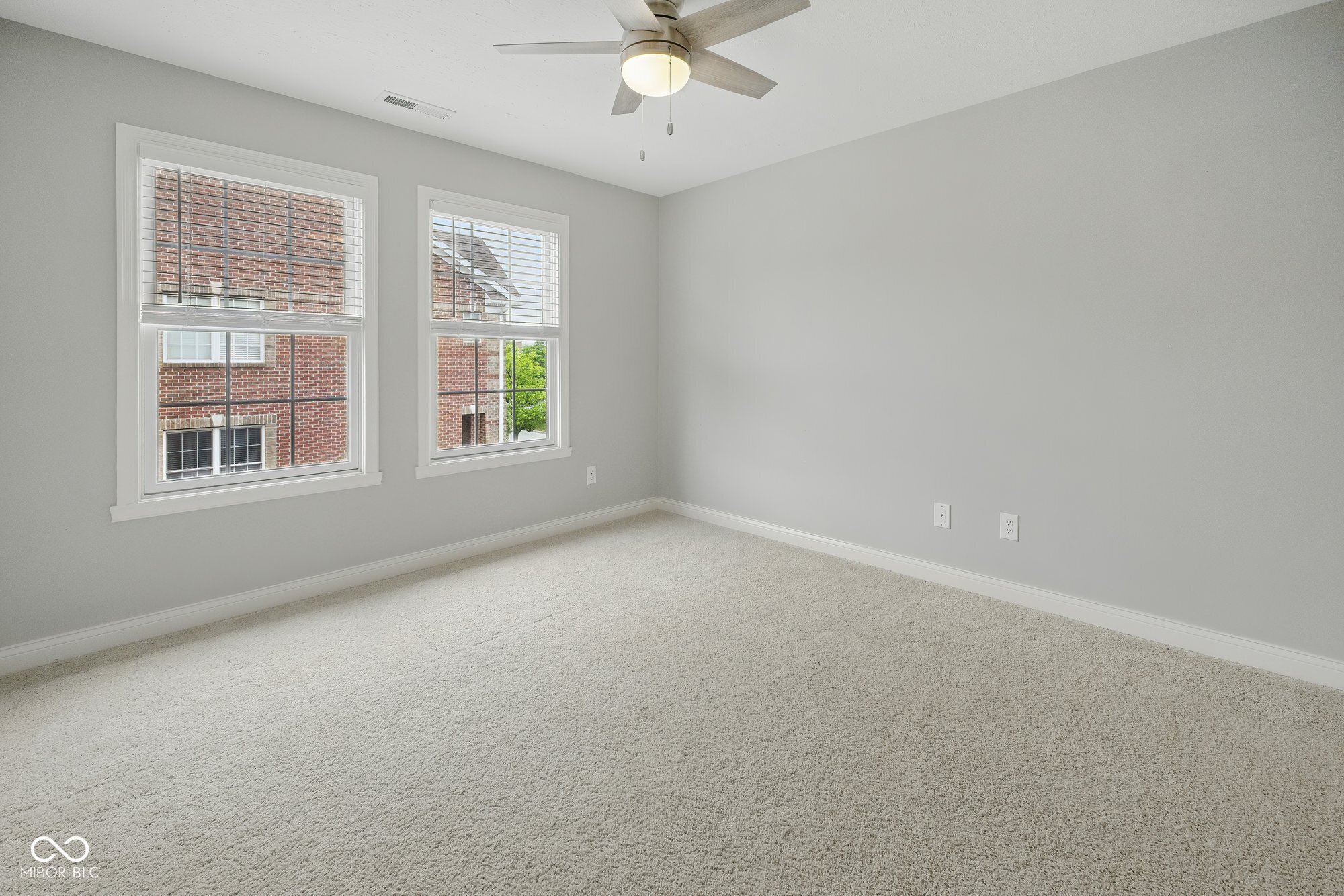 13094 Overview Drive Unit: 5D