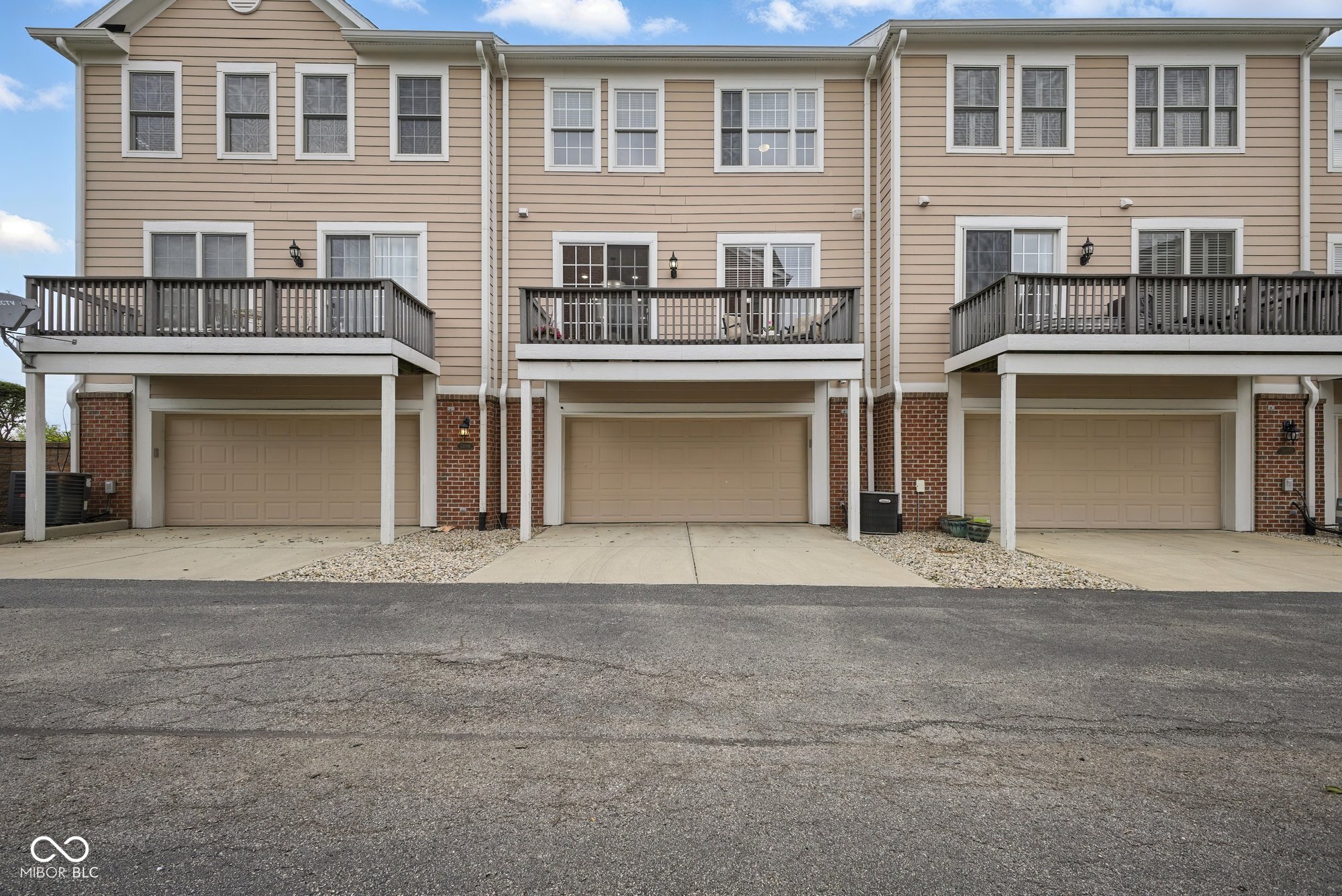 13094 Overview Drive Unit: 5D