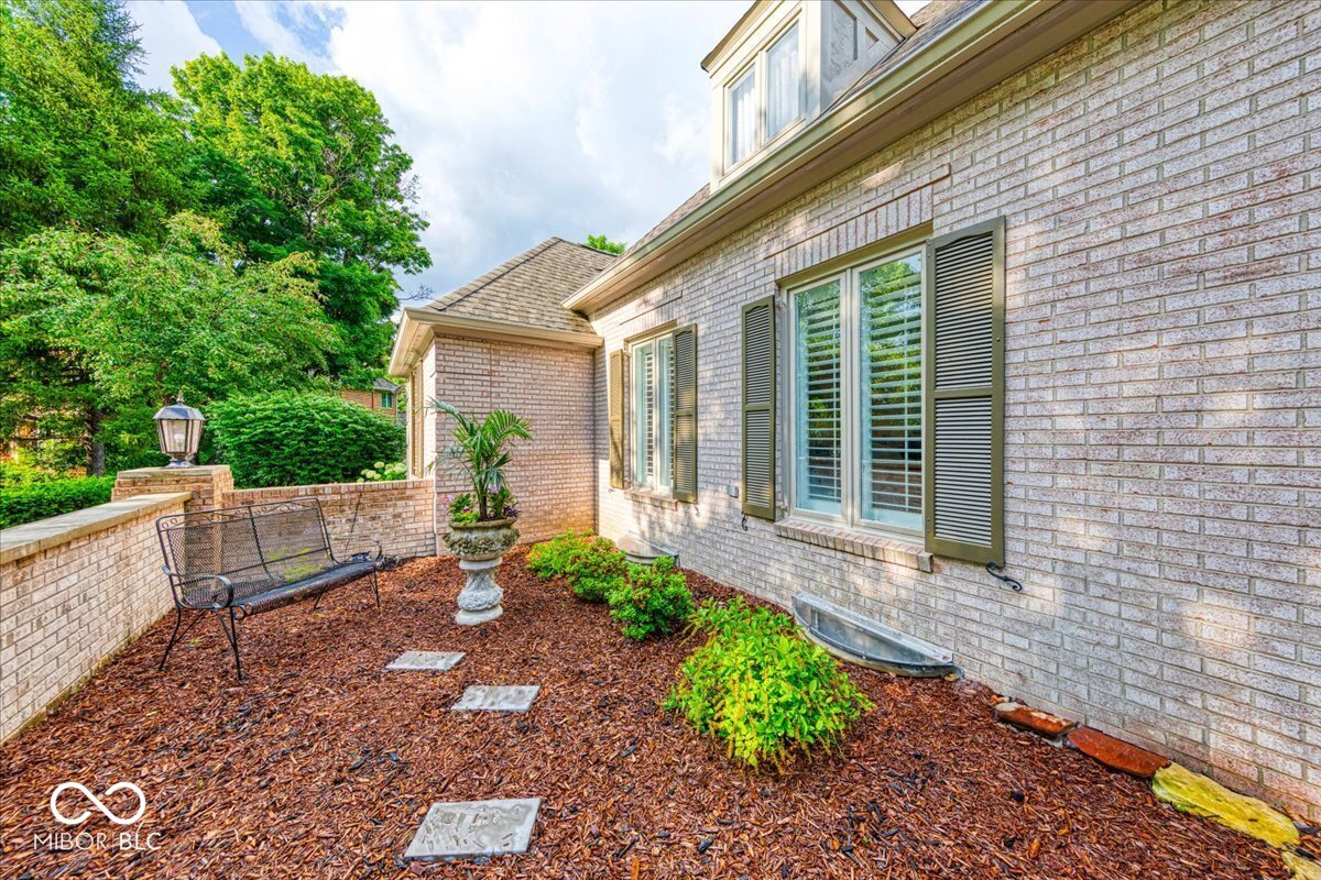 8065 Bayberry Court