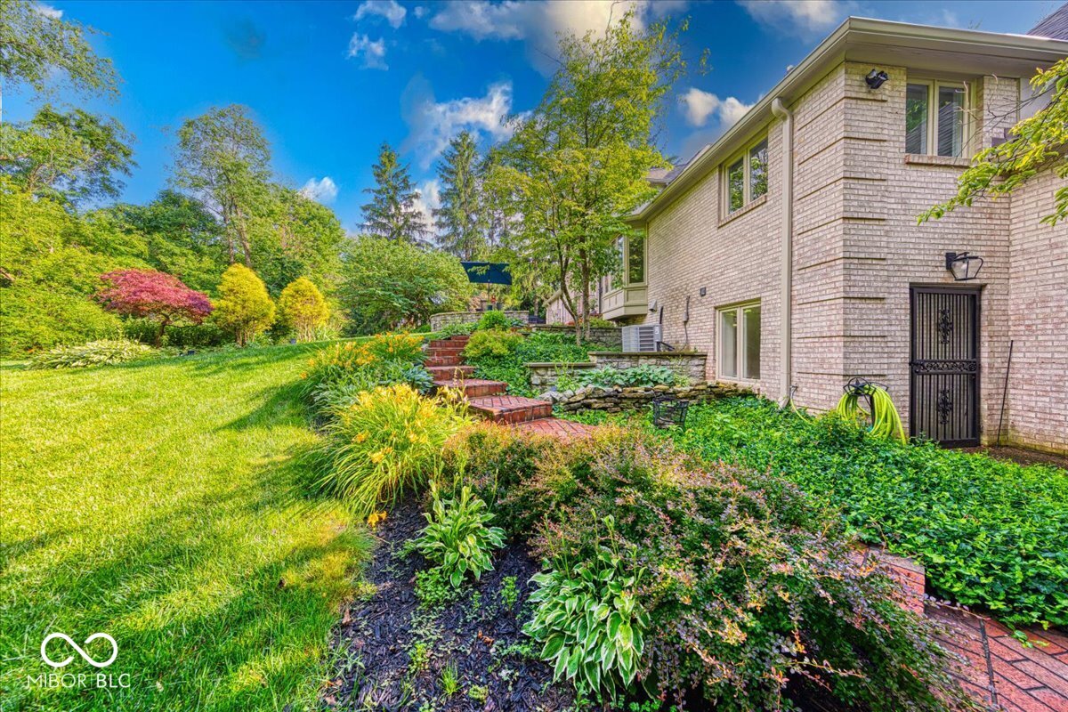 8065 Bayberry Court