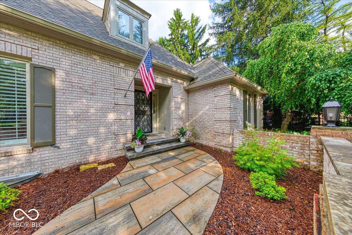 8065 Bayberry Court