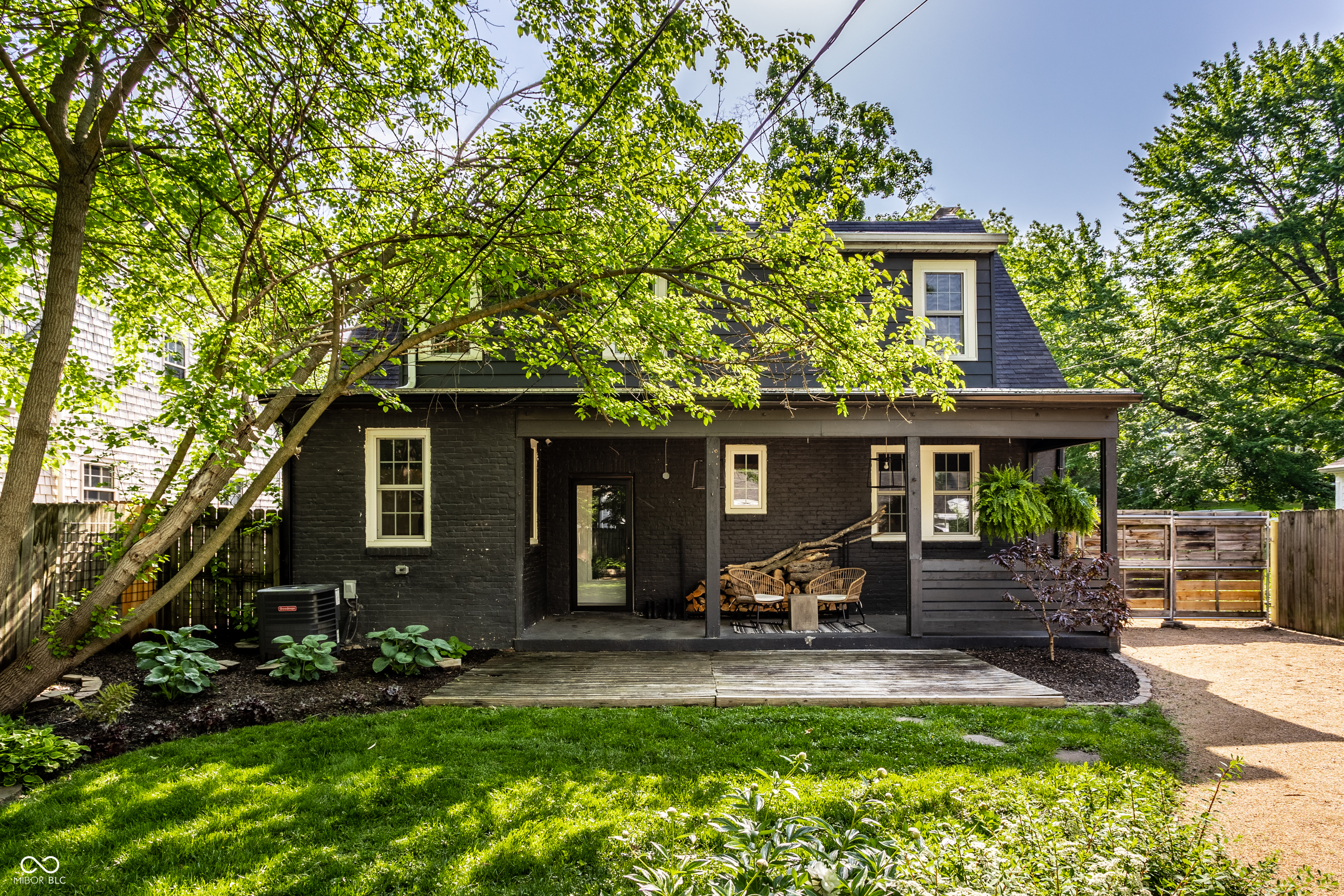 5280 N Capitol Avenue