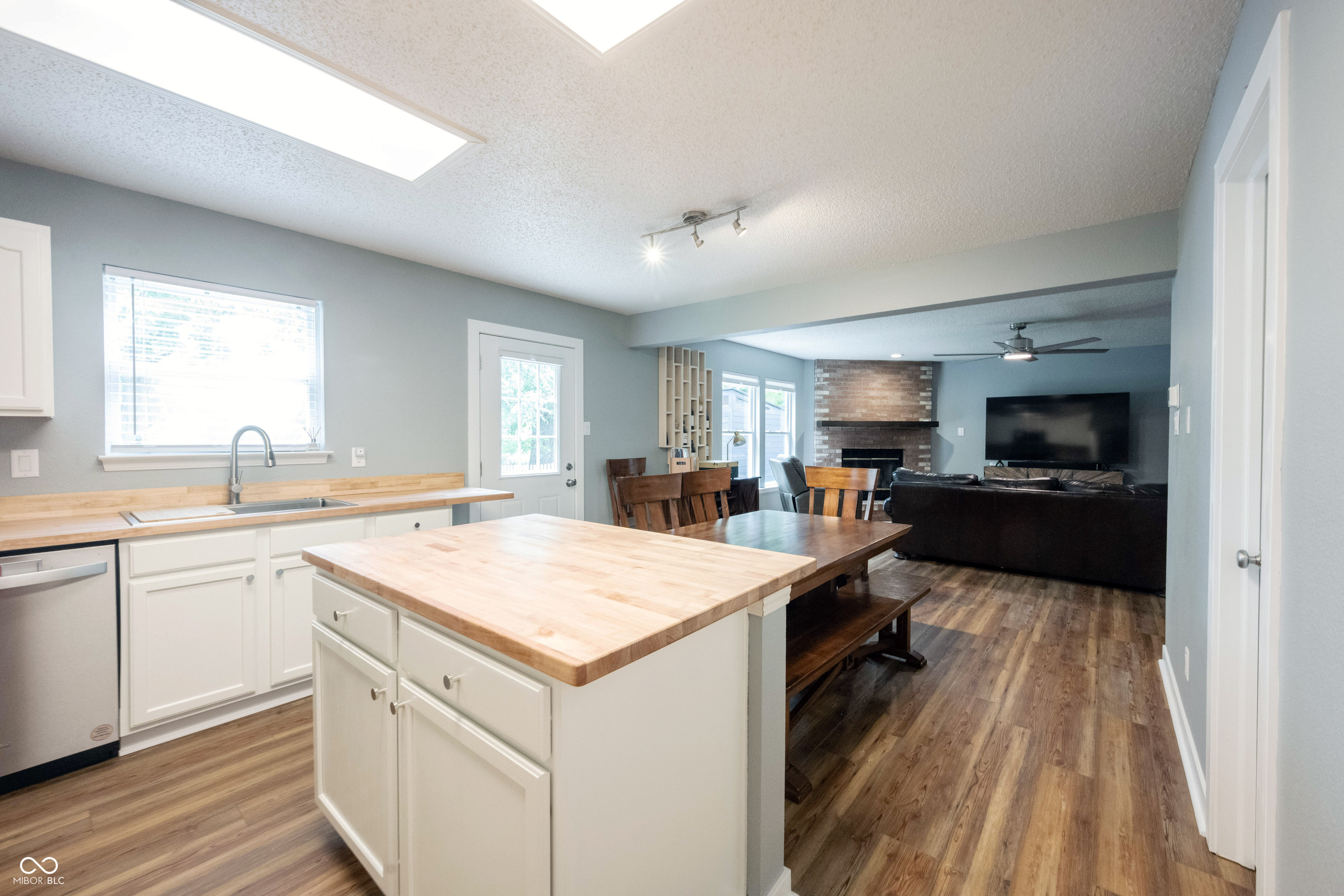 14399 Forsythia Lane