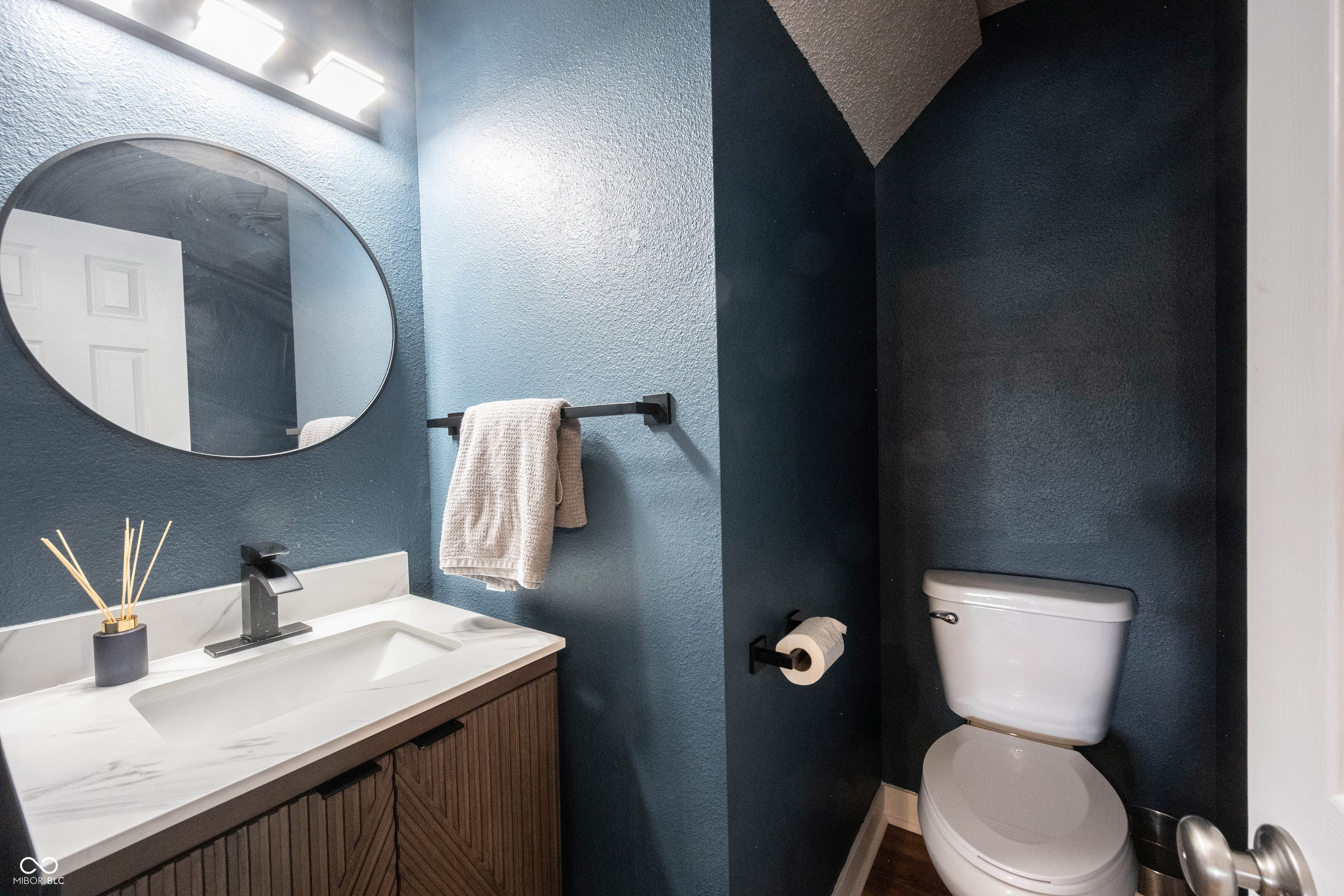 14399 Forsythia Lane