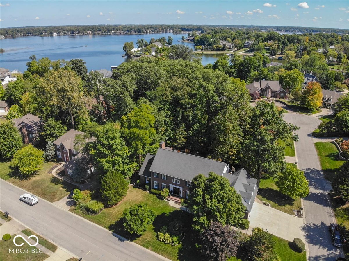 11536 Woods Bay Lane