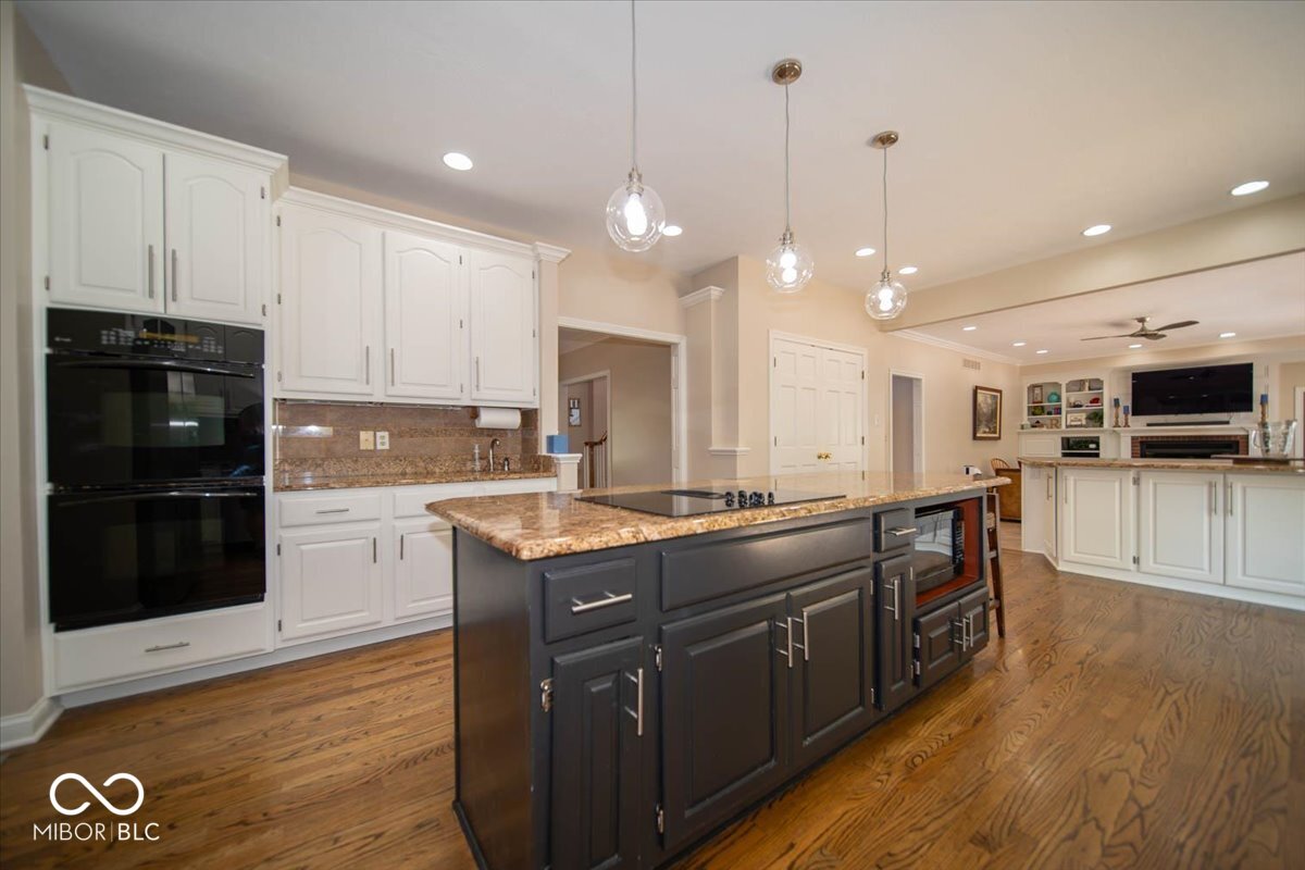 11536 Woods Bay Lane