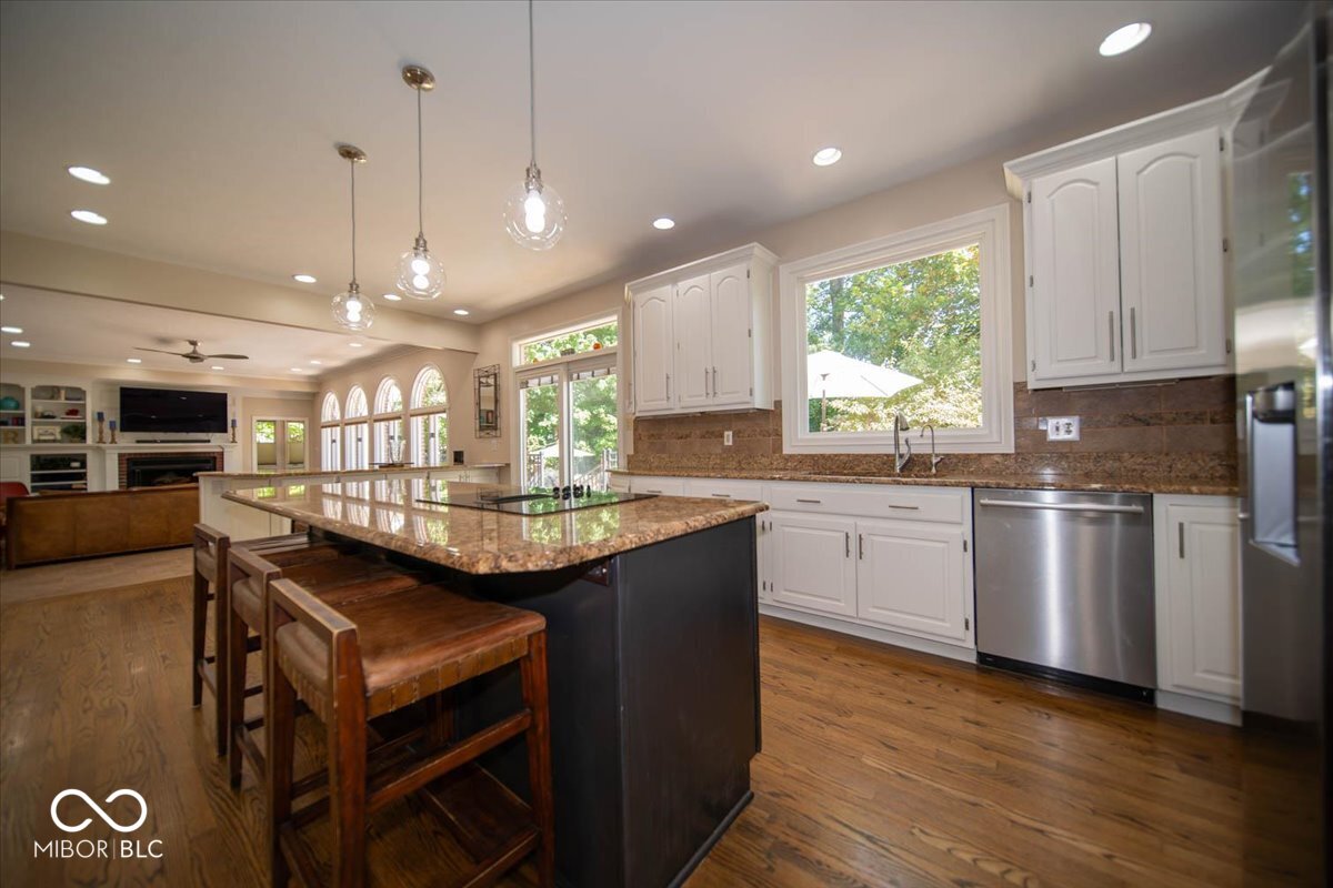 11536 Woods Bay Lane