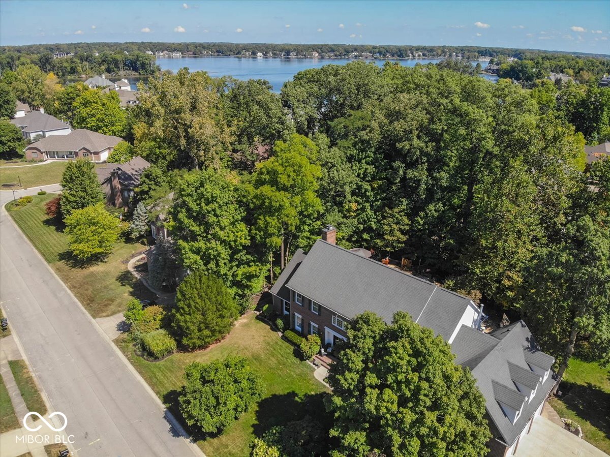 11536 Woods Bay Lane