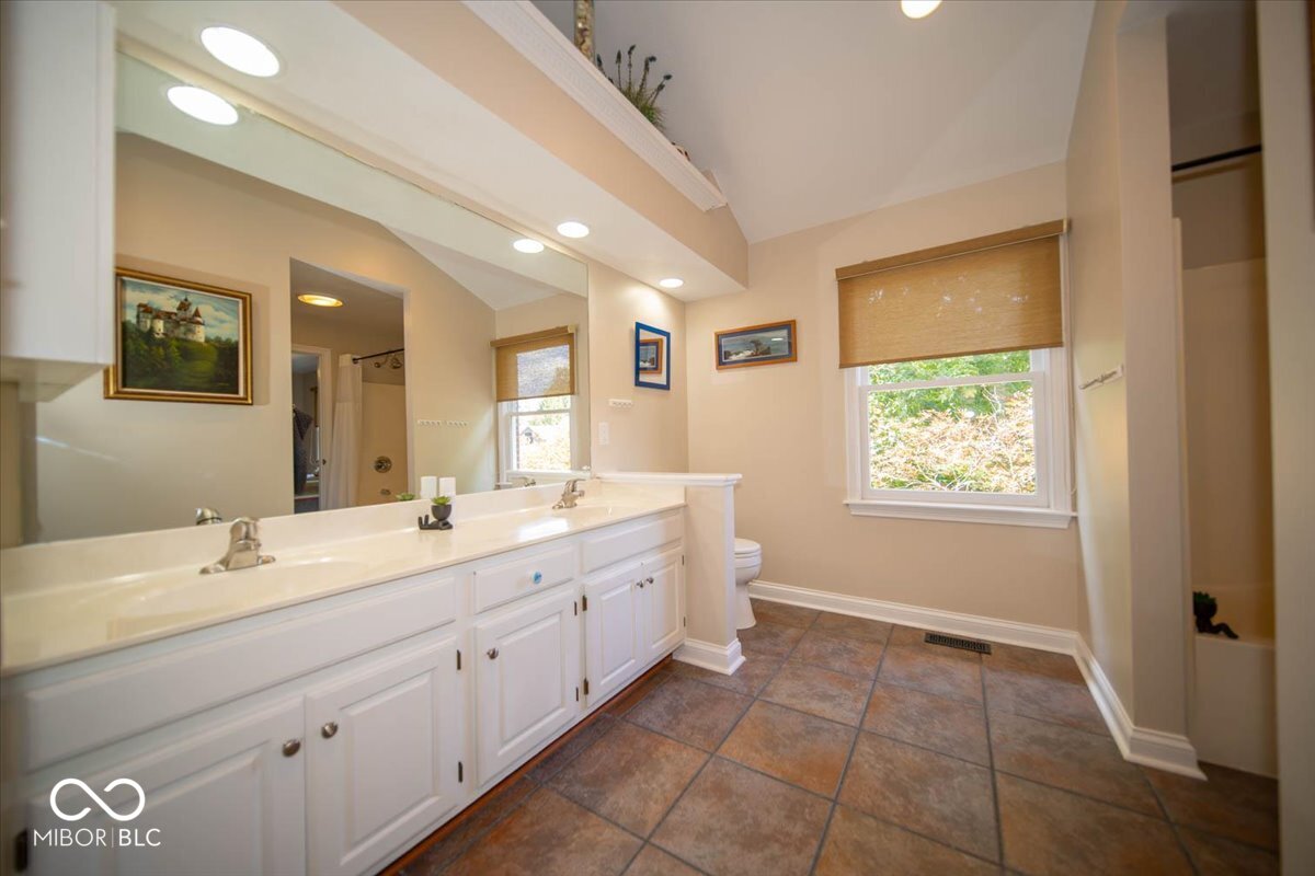 11536 Woods Bay Lane