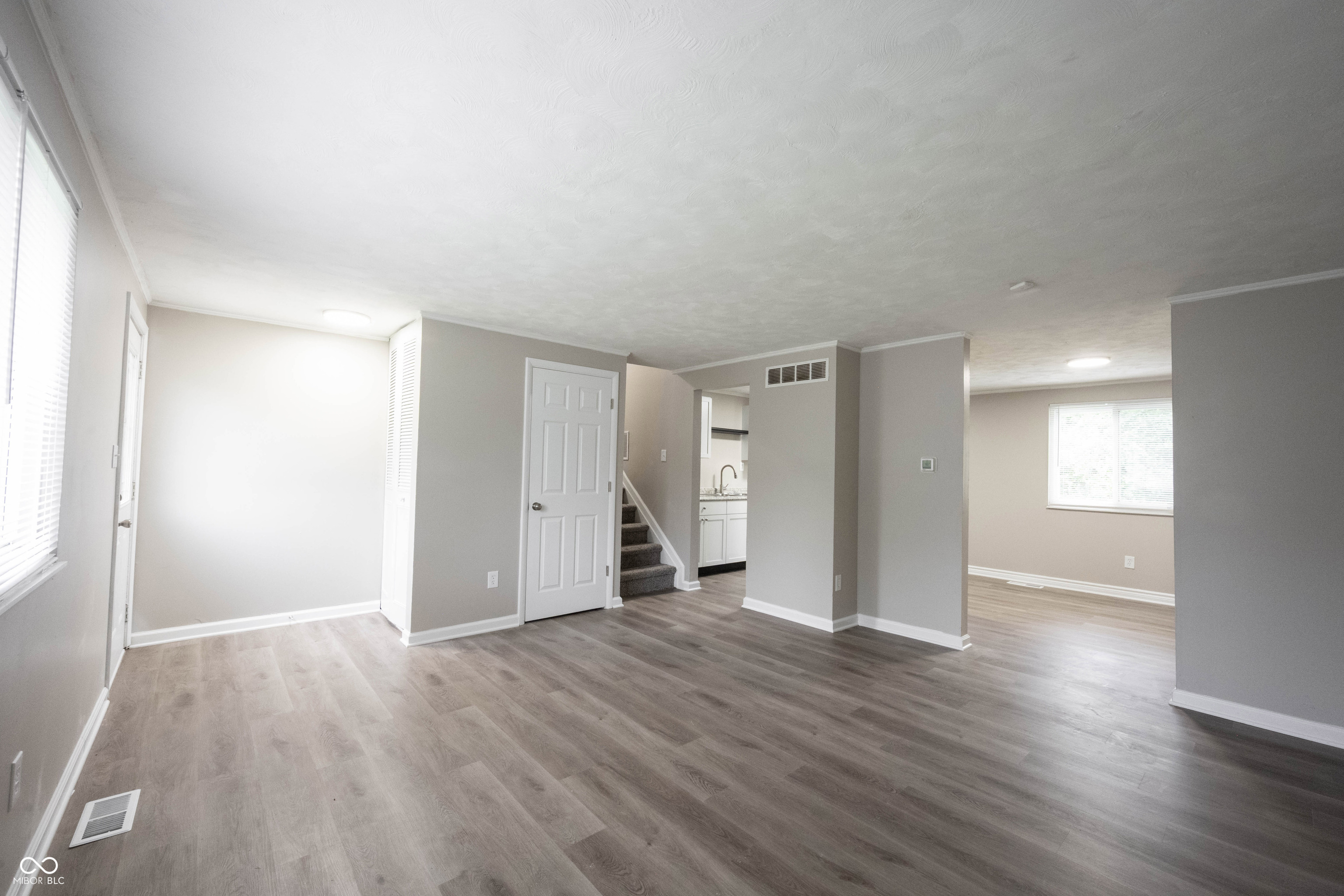 2740 Pawnee Drive