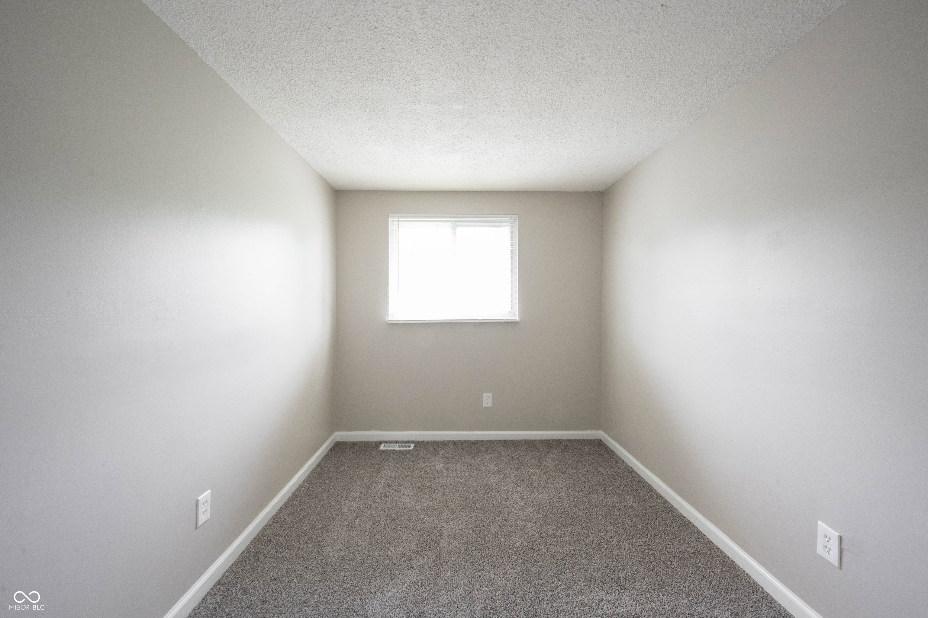 2740 Pawnee Drive