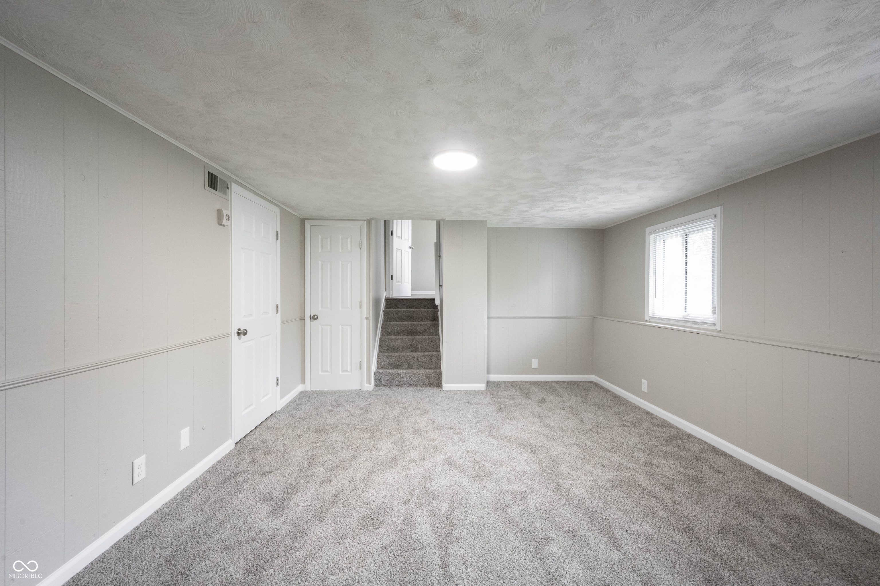 2740 Pawnee Drive