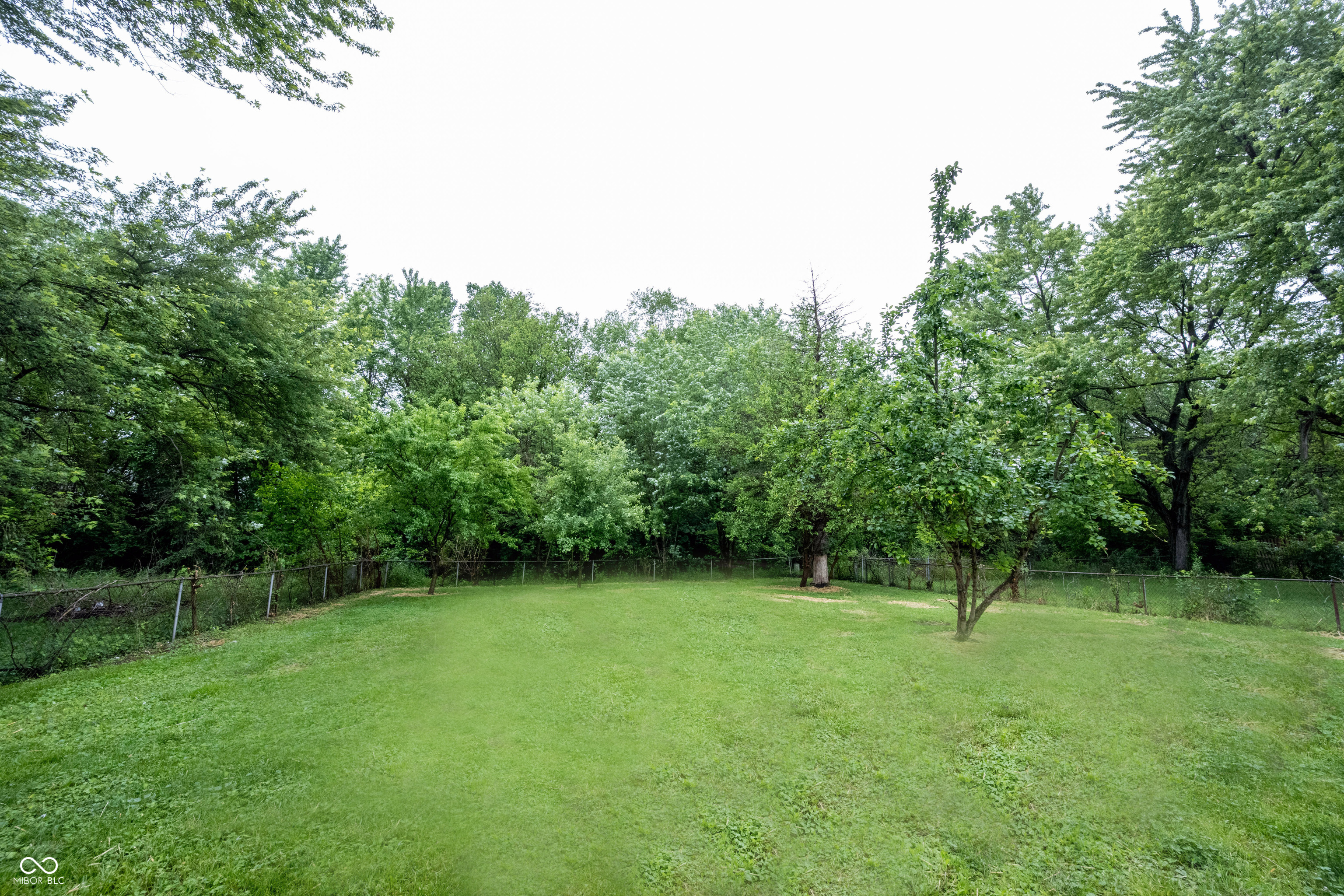 2740 Pawnee Drive