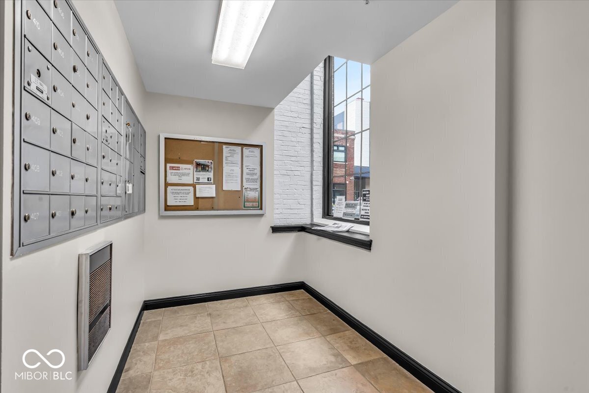 630 N College Avenue Unit: 105
